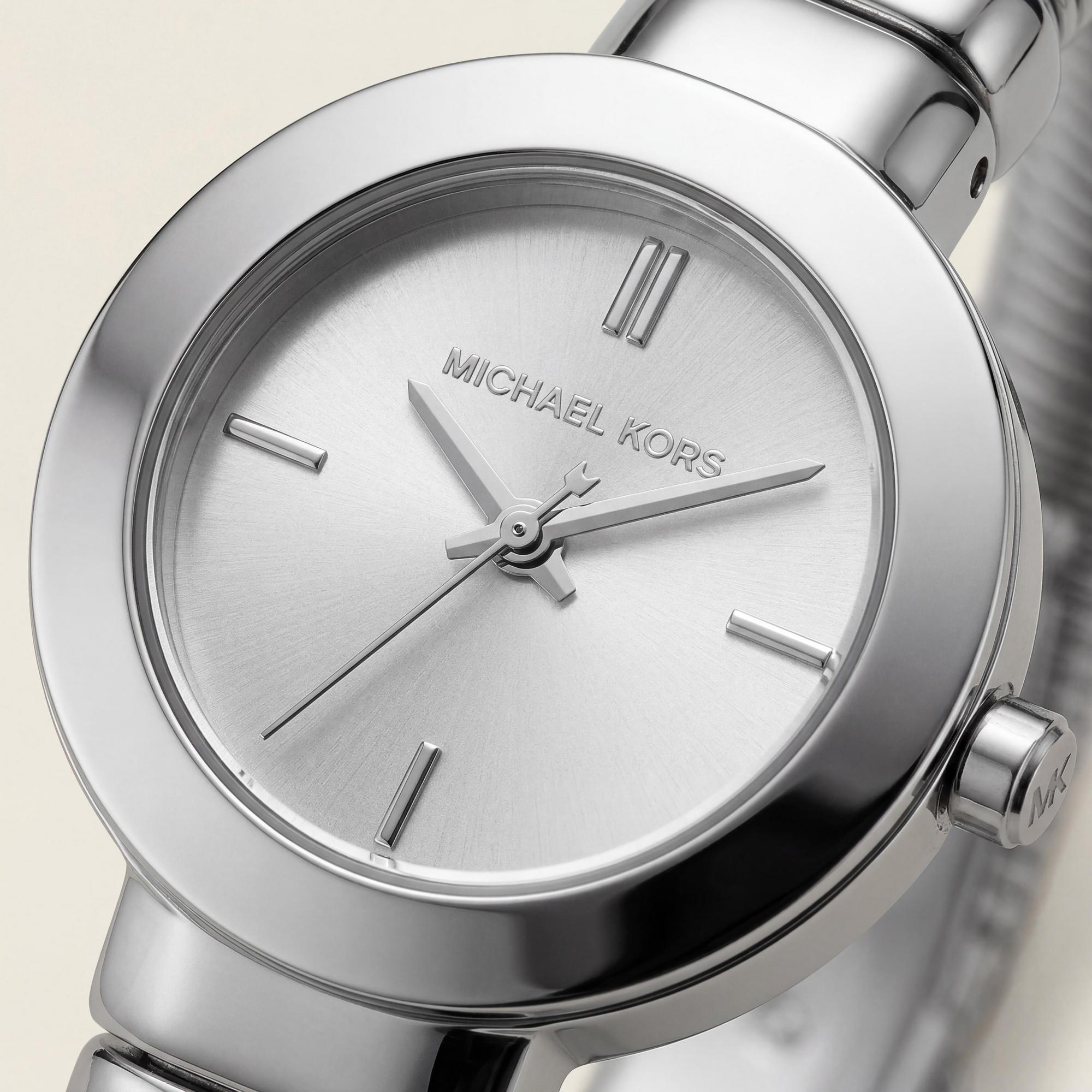 Reloj clásico Michael Kors Gramercy para mujer, de acero inoxidable plateado, de cuarzo, de 21 mm y resistente al agua., Photo 2