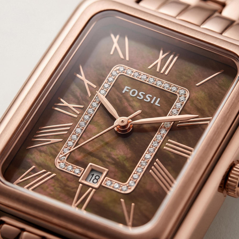 Reloj Fossil Classic para mujer, de acero inoxidable en tono oro rosa, con números romanos, 26 mm y esfera color chocolate.