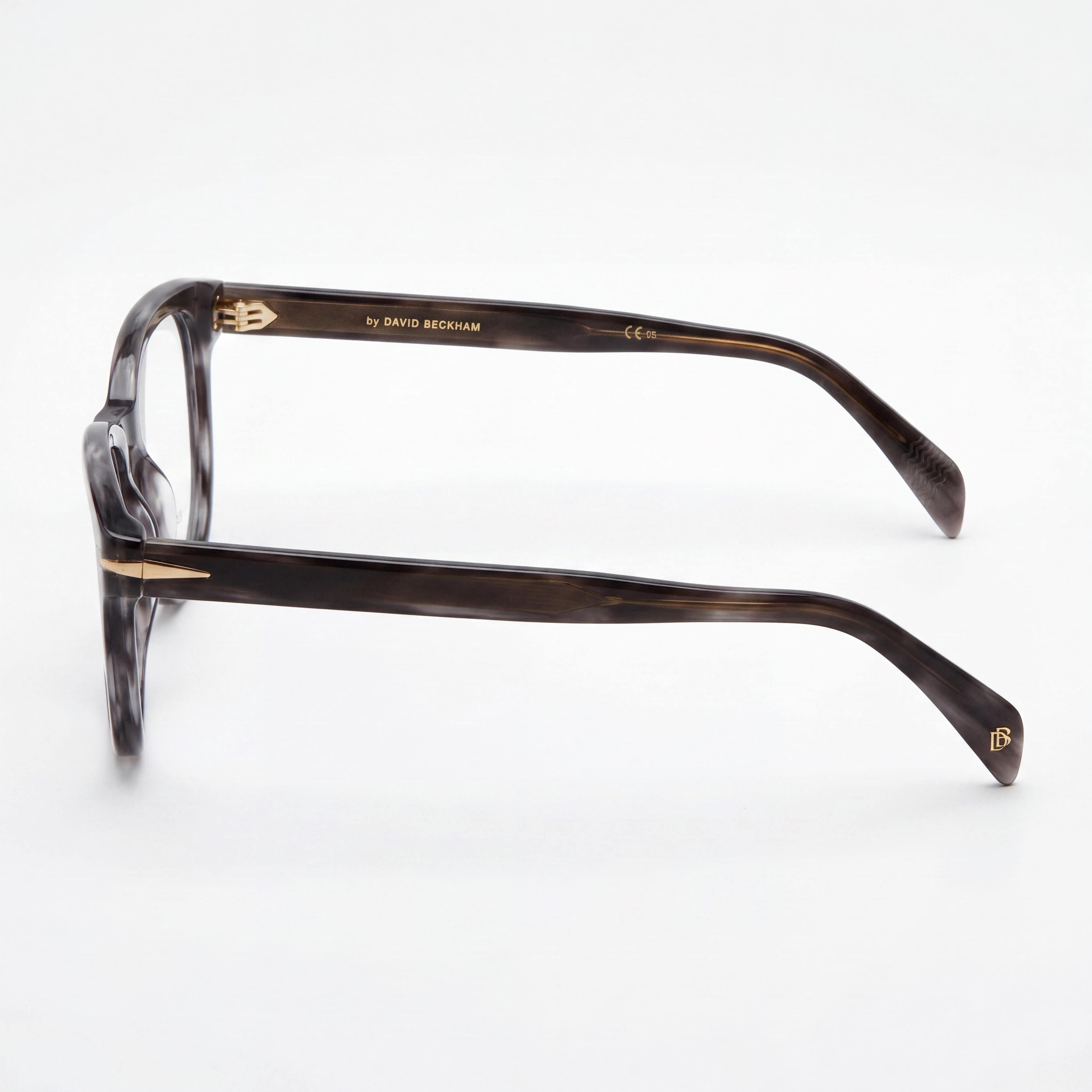 David Beckham Db 7097 Unisex Sunglasses with Grey Horn Plastic Frame and Polycarbonate Lenses, 50mm Lens Width, Photo 2
