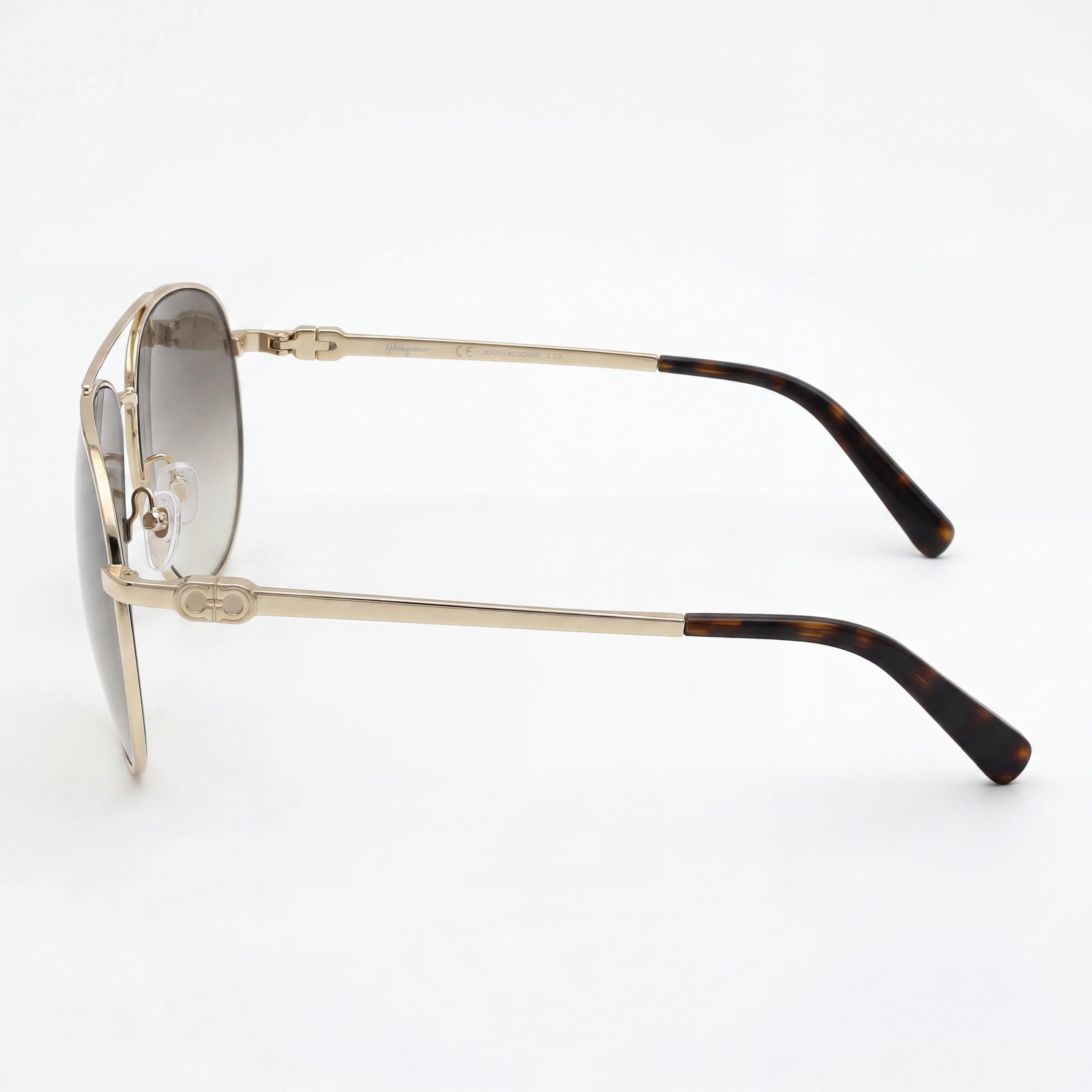 Gafas de sol unisex Ferragamo SF157S Aviators de metal dorado con lentes degradadas grises de 60 mm y protección UV, Photo 3