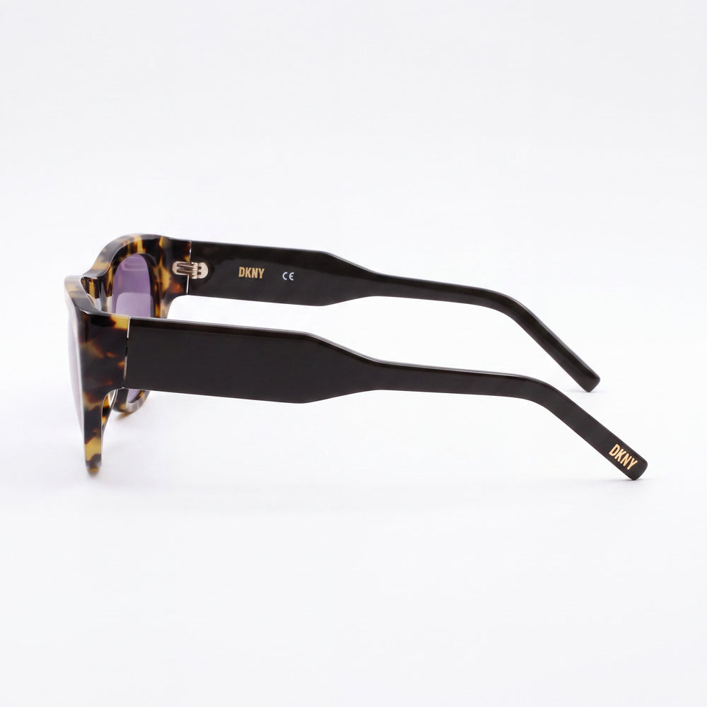 DKNY Dk550s Gafas de sol Tokyo Tortoise para mujer con montura de plástico y lentes de plástico con protección UV de 53 mm
