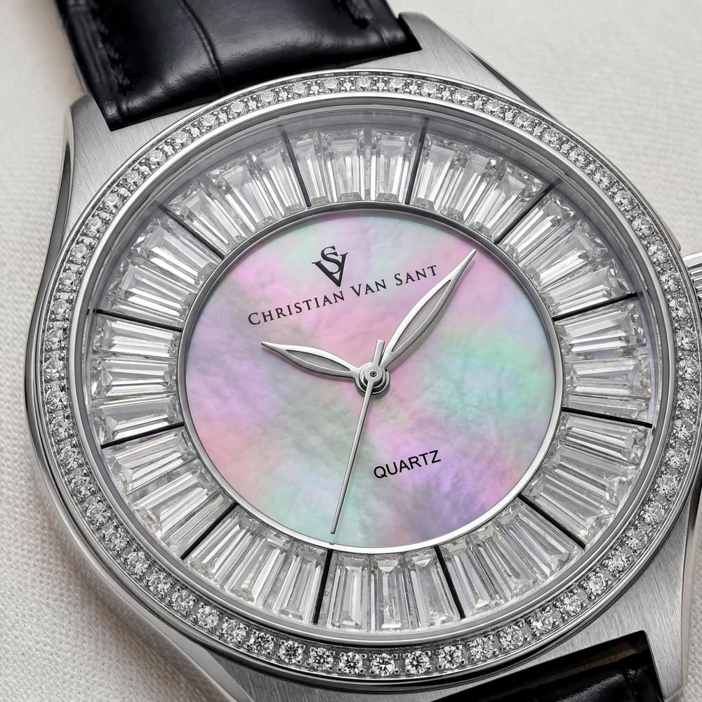 Reloj de Cuarzo Christian Van Sant CV3200 Modern para Mujer con Esfera de Nácar, Caja de Acero Inoxidable y Correa de Cuero