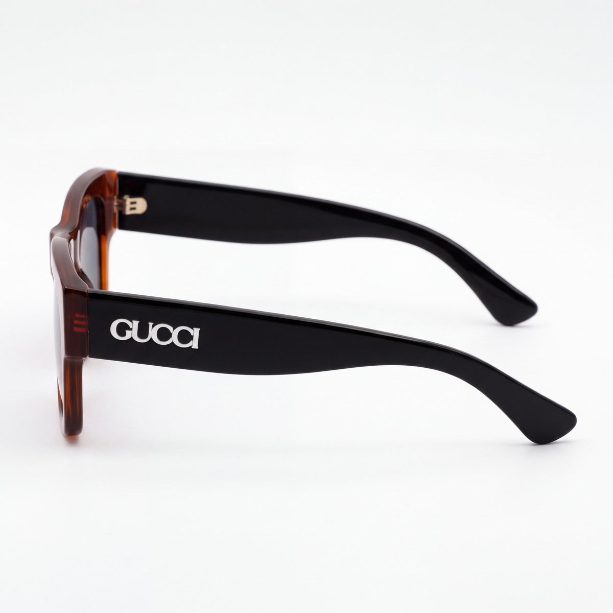 Gafas de sol unisex modernas Gucci, montura negra con lentes negras, con puente de 18 mm y varillas de 145 mm, Photo 3