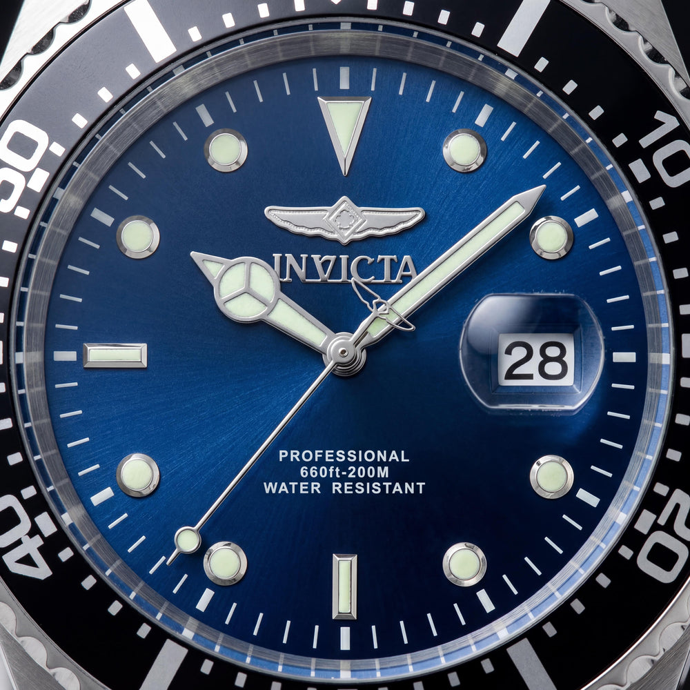 Invicta Pro Diver 22054 Men's 43mm Stainless Steel Blue Dial Quartz Bracelet 200m Water Resistant Watch