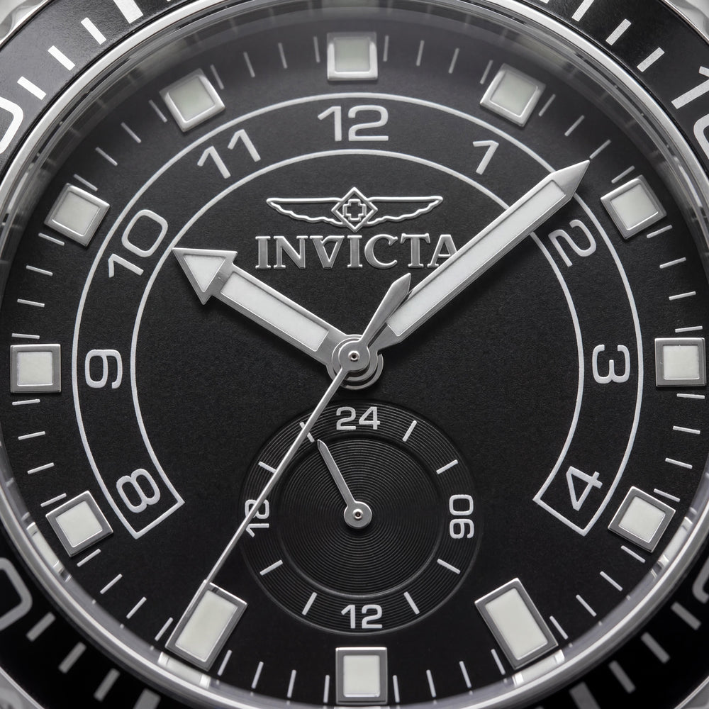 Reloj Invicta unisex de 44 mm con brazalete de acero inoxidable plateado, esfera negra, cristal Hardlex, resistente al agua y a los arañazos