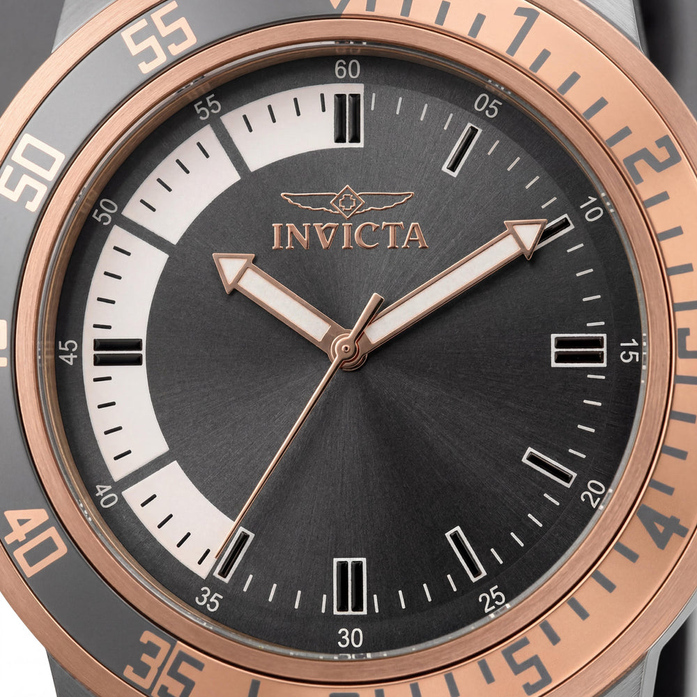 Invicta 35687 Reloj para Hombre, Acero Inoxidable, Chapado en Oro Rosa, Esfera Negra, Resistente al Agua, Silicona, Luminoso en la Oscuridad, 45mm