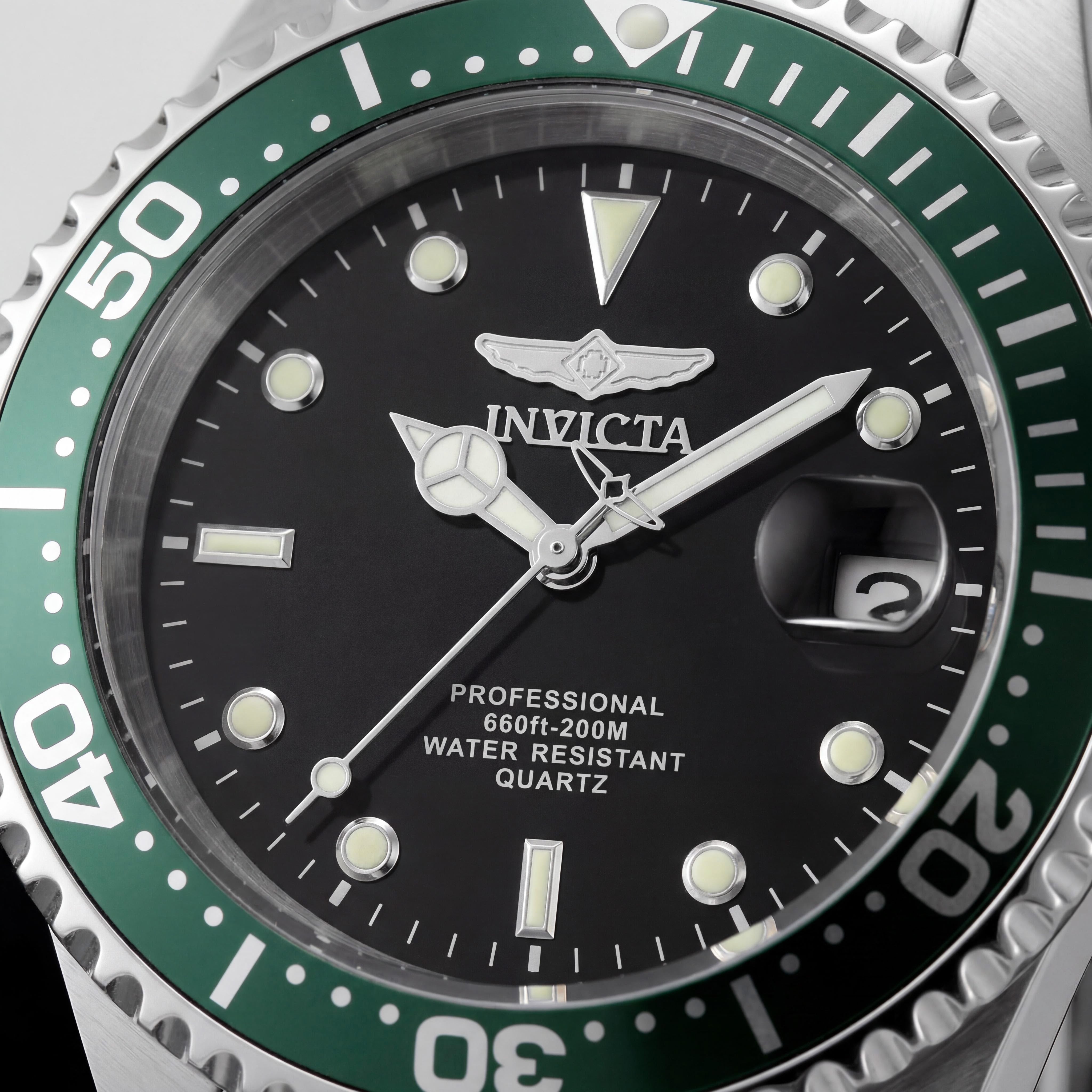 Invicta Pro Diver 48725 Reloj Unisex de Cuarzo de Acero Inoxidable de 37mm Resistente al Agua con Esfera Negra, Photo 2