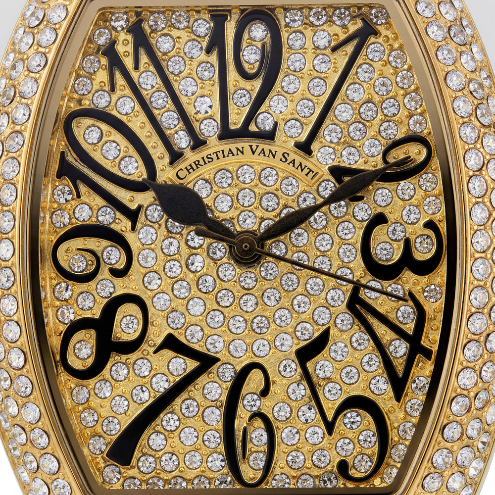 Reloj Christian Van Sant CV0261 para mujer con movimiento de cuarzo, caja tono oro, pulsera de acero inoxidable y bisel de cristal