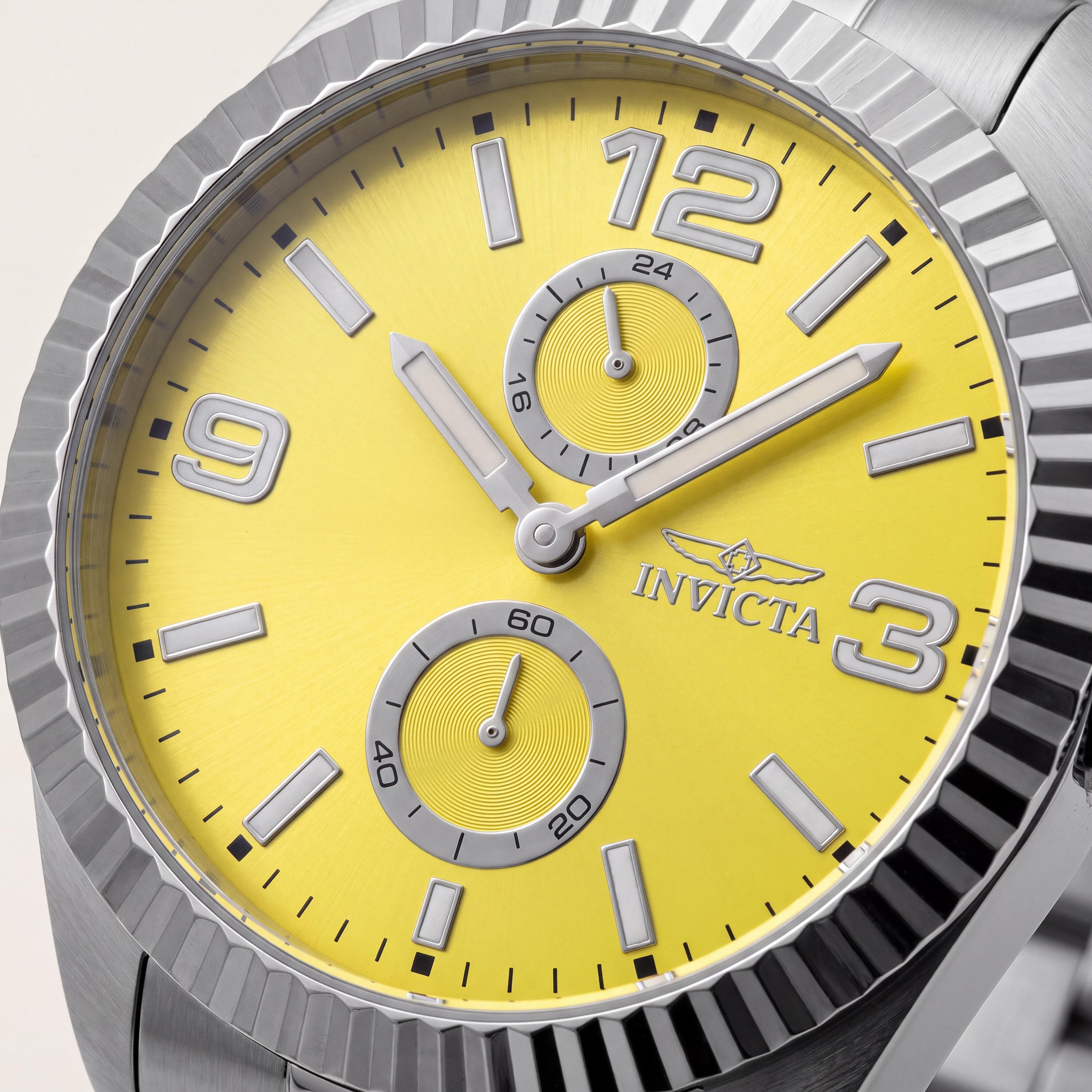 Reloj Invicta Specialty 49528 para hombre, de acero inoxidable, con movimiento de cuarzo y esfera plateada, 43 mm., Photo 2