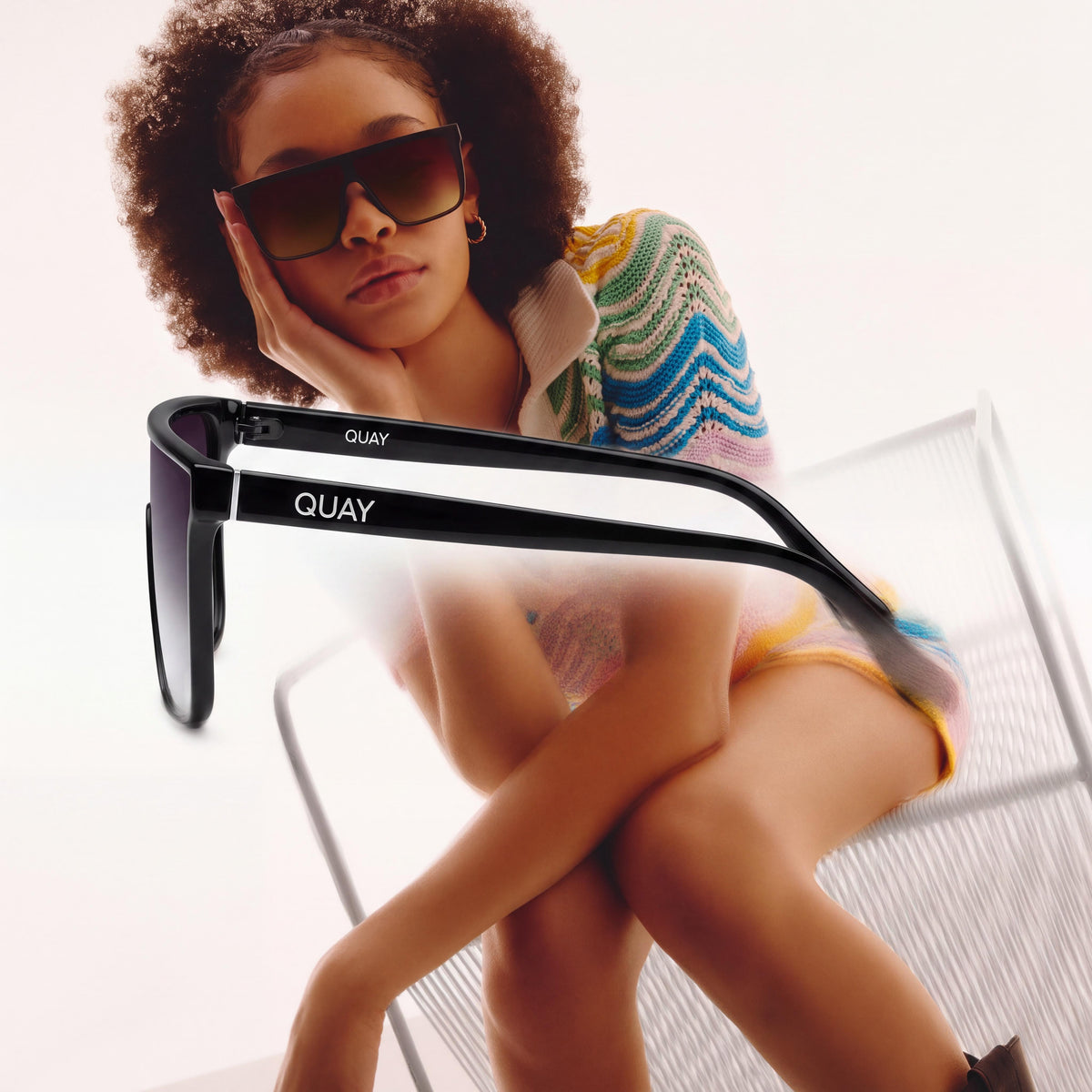 QUAY AUSTRALIA Nightfall Medium Unisex Black Fade Injection Shield Sunglasses UV Protection 140mm, Photo 3