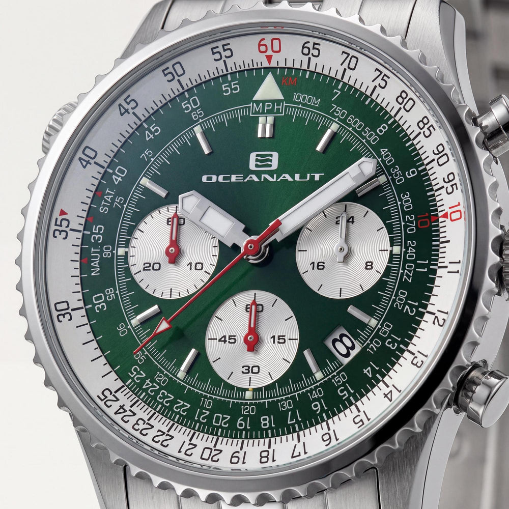 Reloj cronógrafo Oceanaut para hombre con esfera verde, caja y pulsera de acero inoxidable.