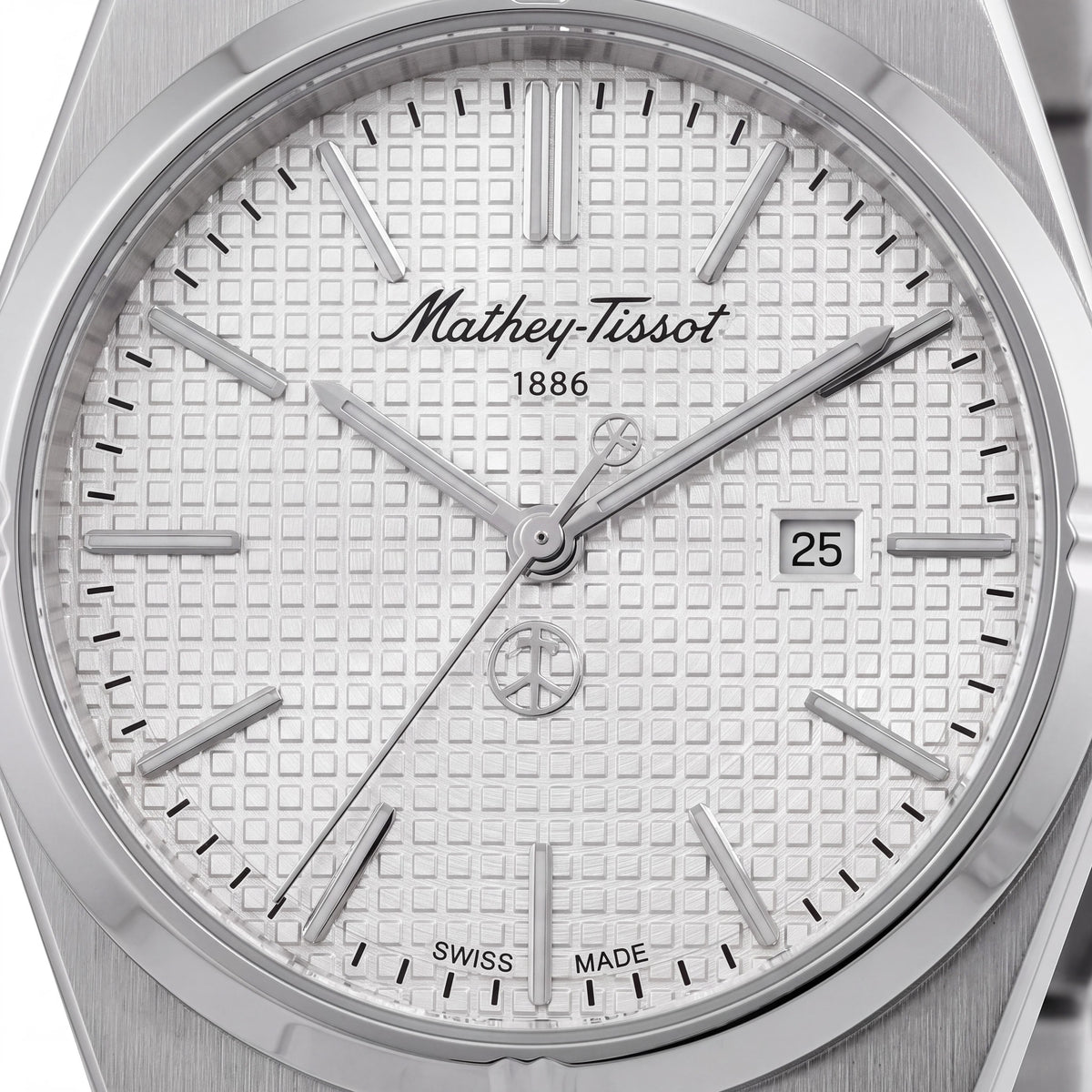 Mathey-Tissot D117AS Women's Silver-Tone Stainless Steel Bracelet Quartz Watch with Silver Dial 36mm, Photo 2