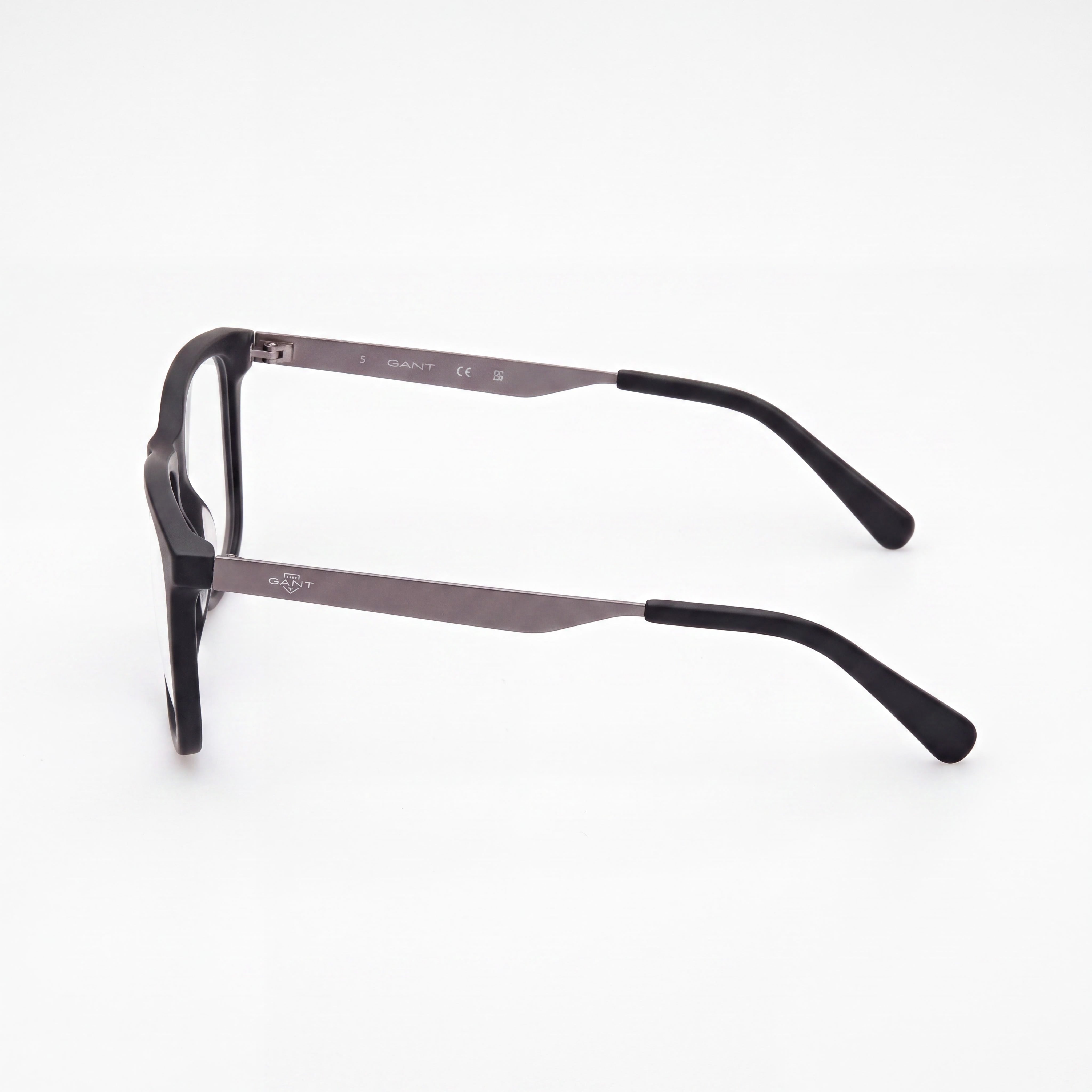 GANT Ga50048 Unisex Sunglasses with Matte Black Frame and Black Polycarbonate Non-Polarized Lenses, Size 56-20-145, Photo 2