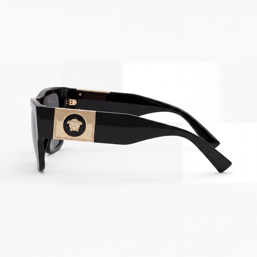Gafas de sol unisex Versace VE4406 | Montura de plástico negro gris oscuro | Lentes de policarbonato gris oscuro | Protección UV | 56 mm