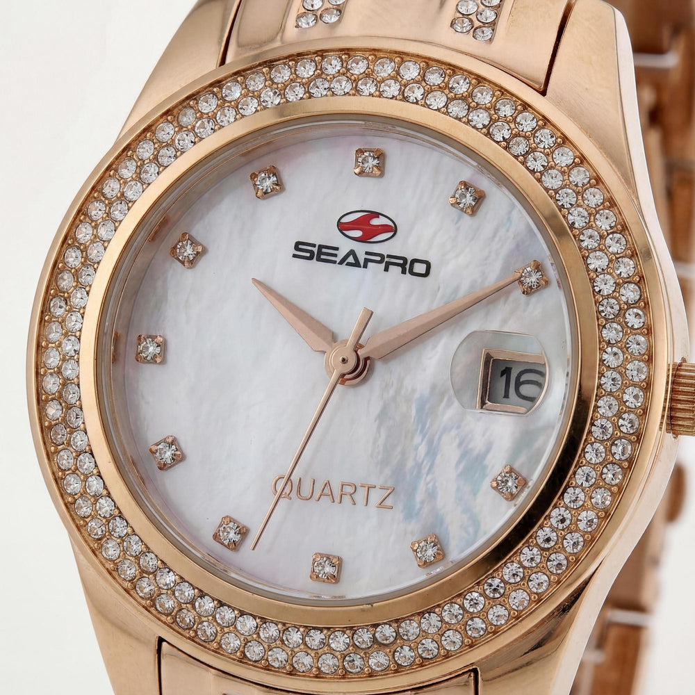 Reloj de pulsera blanco Seapro SP0010 para mujer con bisel, marcadores y pulsera con incrustaciones de cristal, esfera de nácar, movimiento de cuarzo