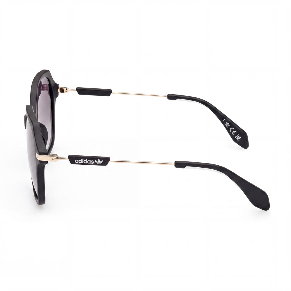 Gafas de sol Adidas Casual de Acetato Negro Mate con Marco Degradado Gris Humo, Lentes Grises con Protección UV, No Polarizadas, 55mm para Mujer