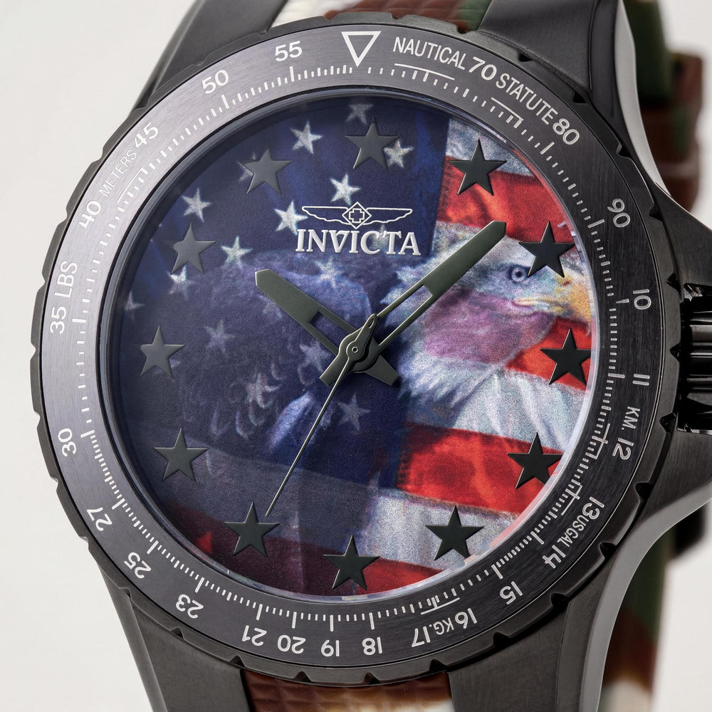 Reloj de cuarzo Invicta Aviator 48956 para hombre, de acero inoxidable, de 50 mm, esfera roja y correa de silicona azul, roja y blanca.