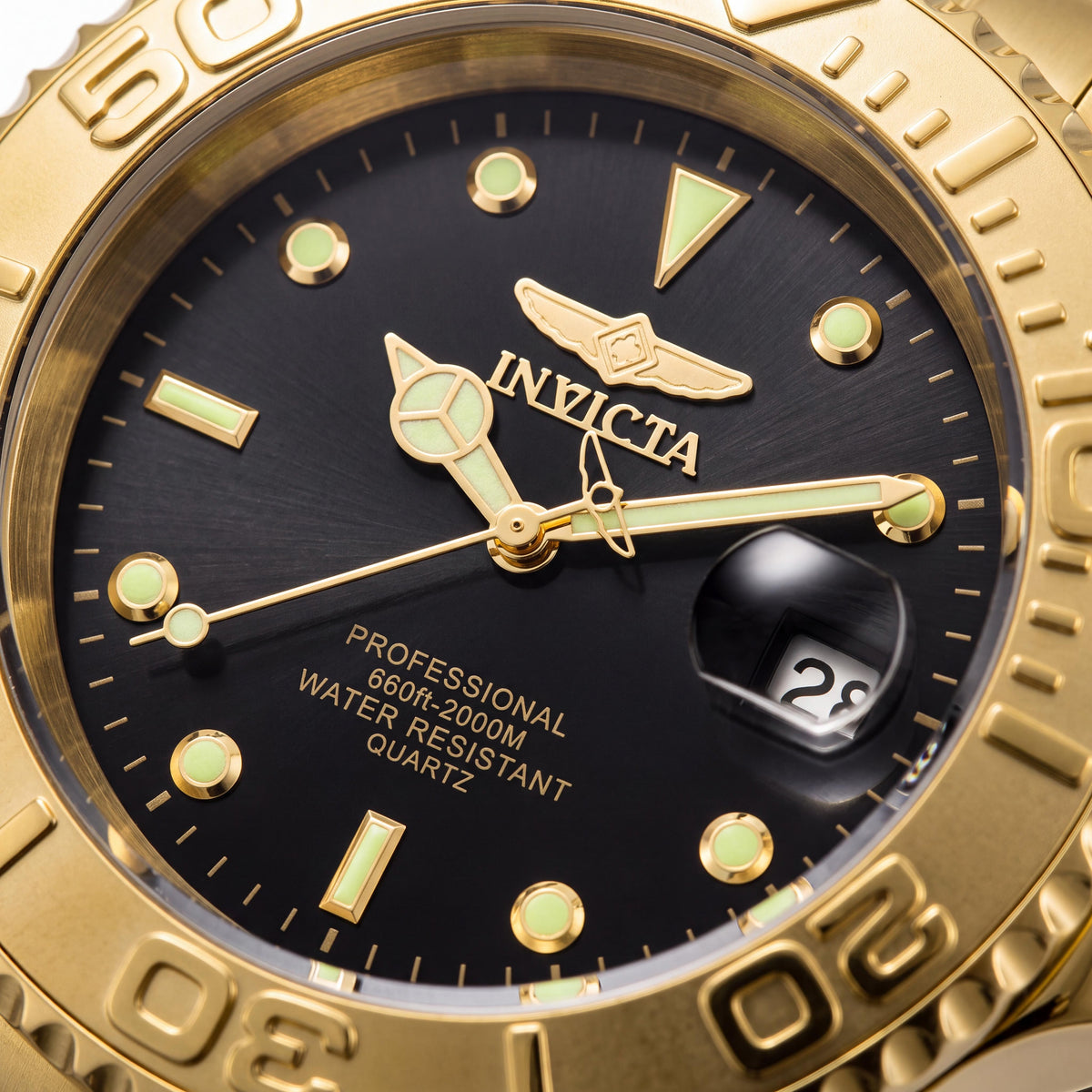 Invicta Men's Gold Tone Stainless Steel Bracelet Watch, Black Dial, 200M Water Resistant, 37.5mm Case, Photo 2
