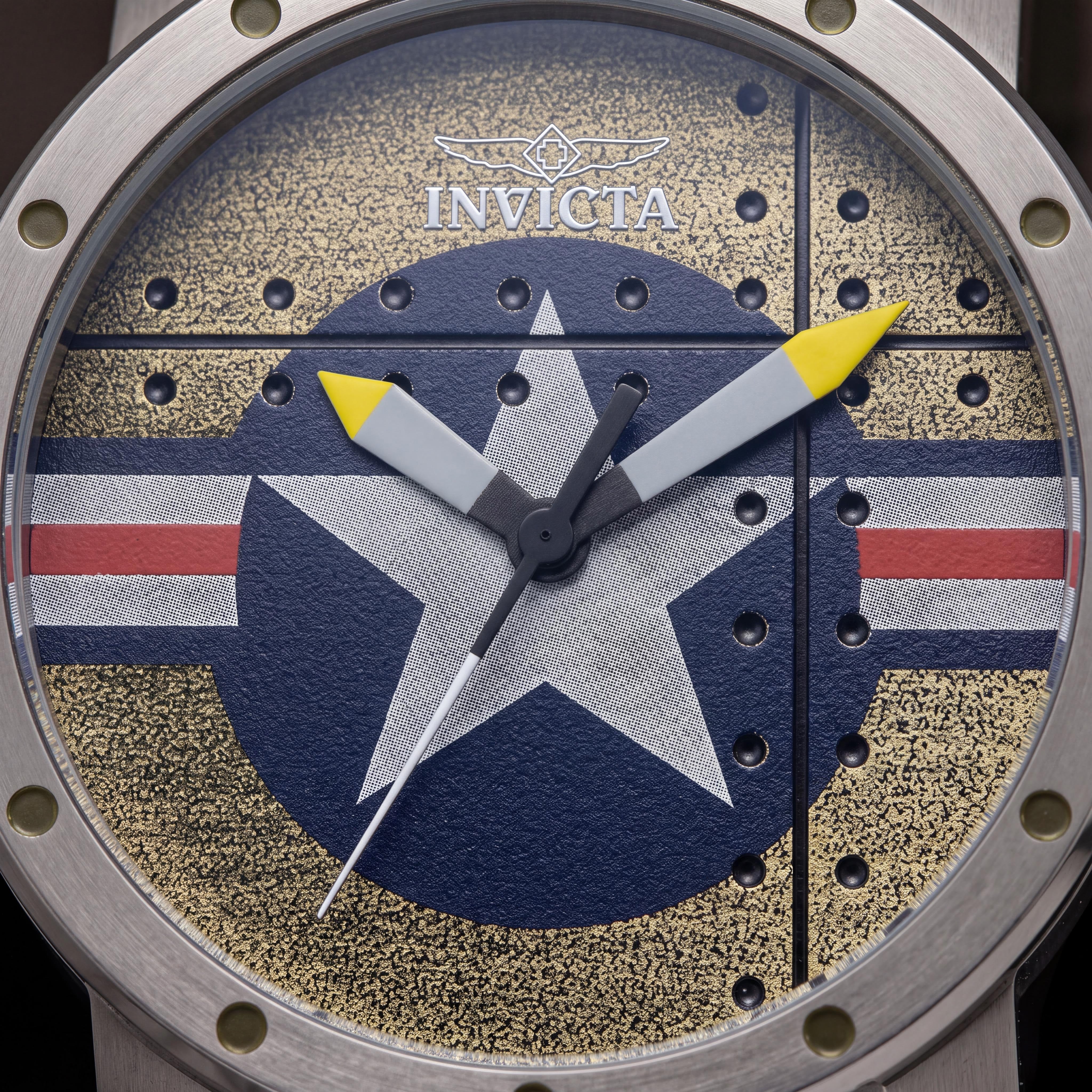 Reloj Invicta de Cuarzo para Hombre DNA 11648 Casual 46mm con Esfera Estampada de Estrellas Verde Oliva Antiguo y Correa de Silicona Esmerilada, Photo 2