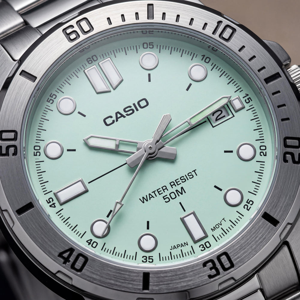 Reloj de pulsera Casio para hombre MTP-VD01D-3E1VUDF con función resistente al agua y marco de color verde azulado