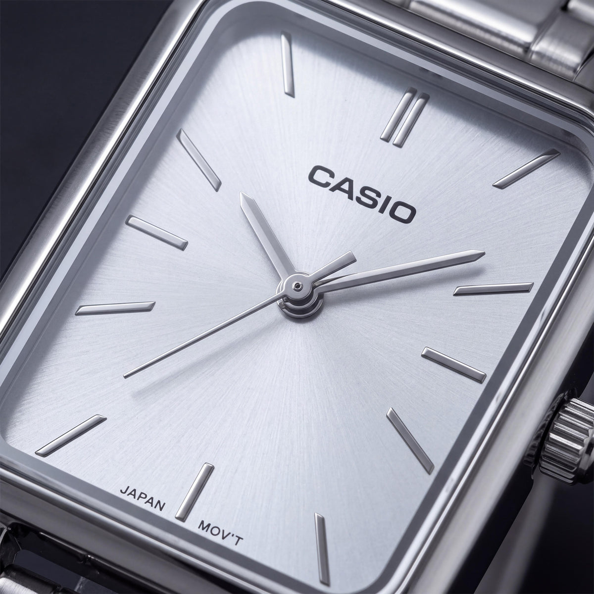 Casio LTP-V009D-2EUDF Unisex Silver Blue Stainless Steel Analog Water Resistant Watch 22mm, Photo 2