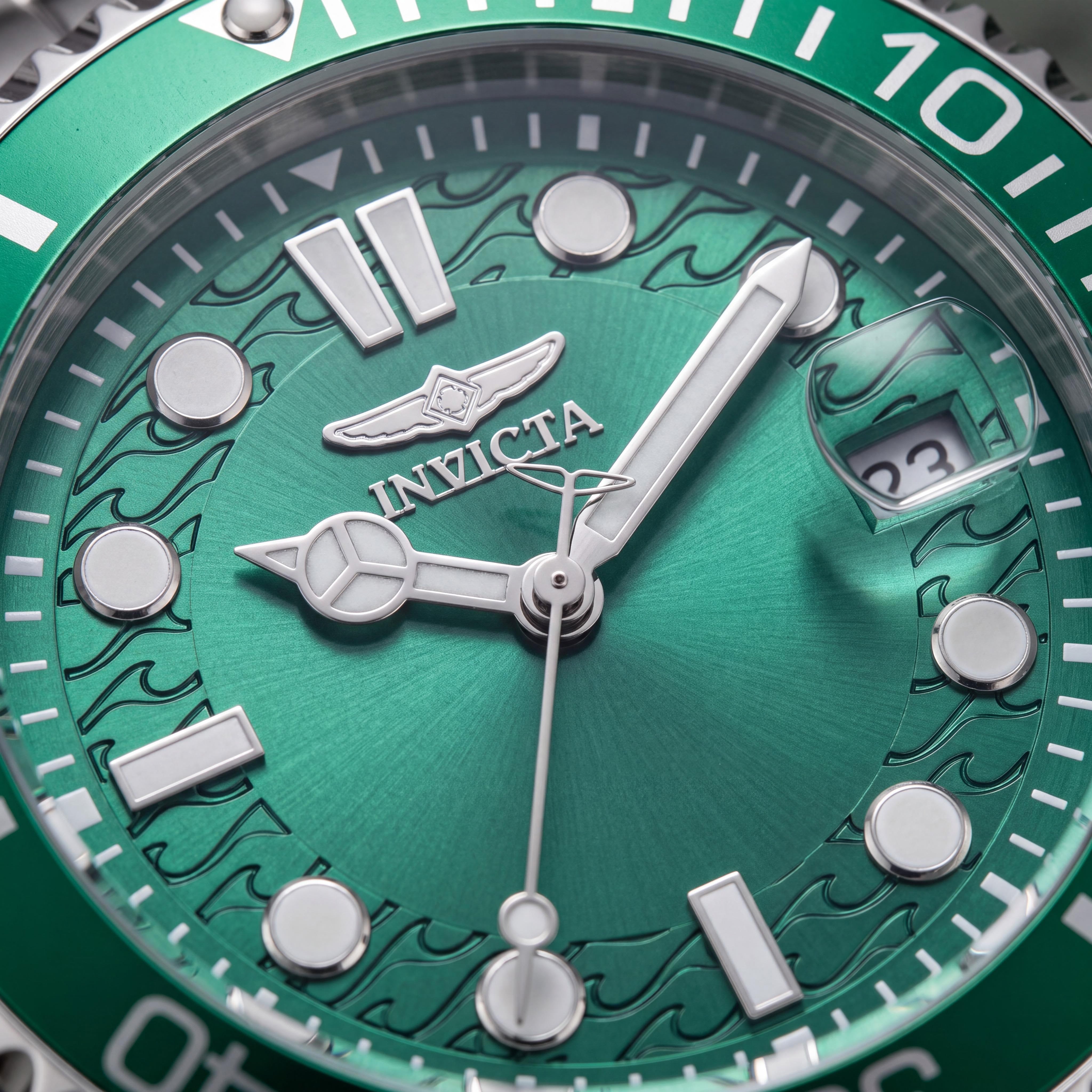 Invicta Pro Diver 49695 Reloj de cuarzo para hombre con caja de acero inoxidable, dial verde y brazalete de 43 mm, Photo 2
