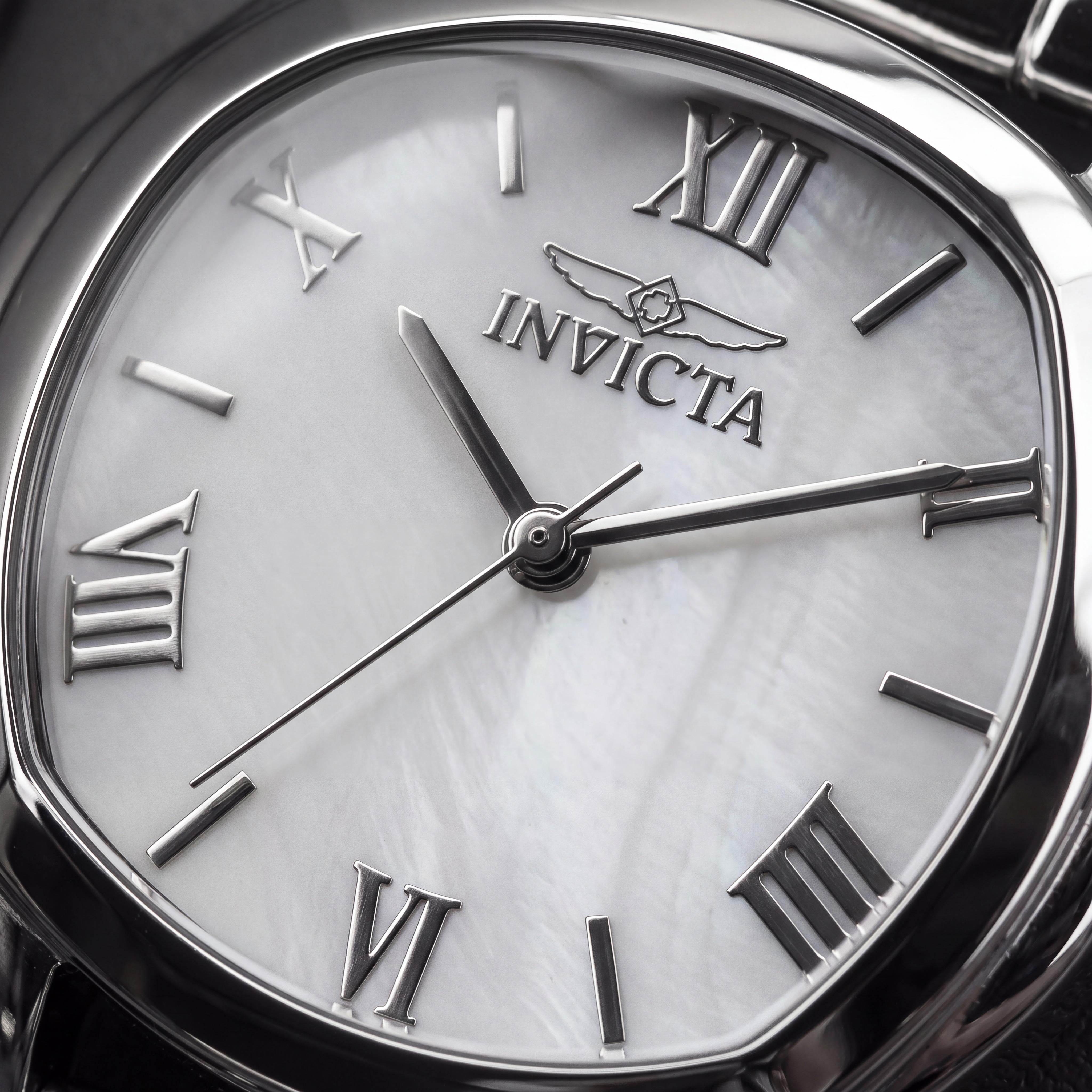 Invicta Classic Unisex Gold Steel Stainless Steel Watch, 30m Water Resistant, Bezel Markings, Arabic Numerals, Photo 2