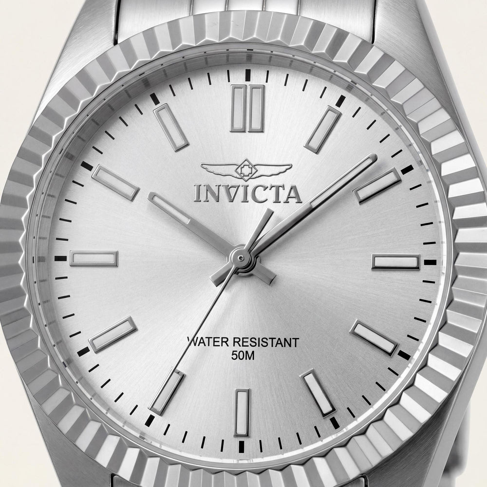 Reloj Invicta Specialty unisex de acero inoxidable plateado con correa de cuarzo de 36 mm, resistente al agua y con 5 barras
