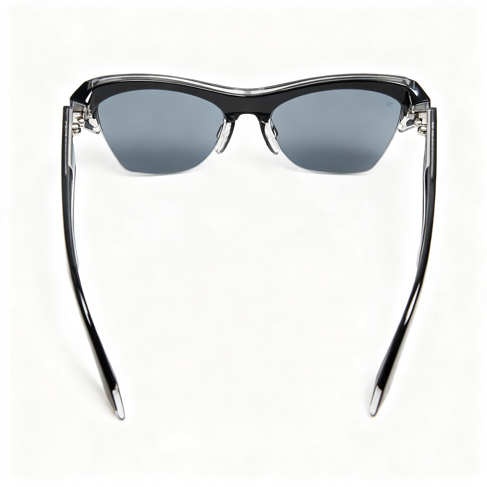 rag & bone Women's Cora Sporty Sunglasses, Plastic Black Grey Frame, UV Protected Non-Polarized 61mm, Photo 4