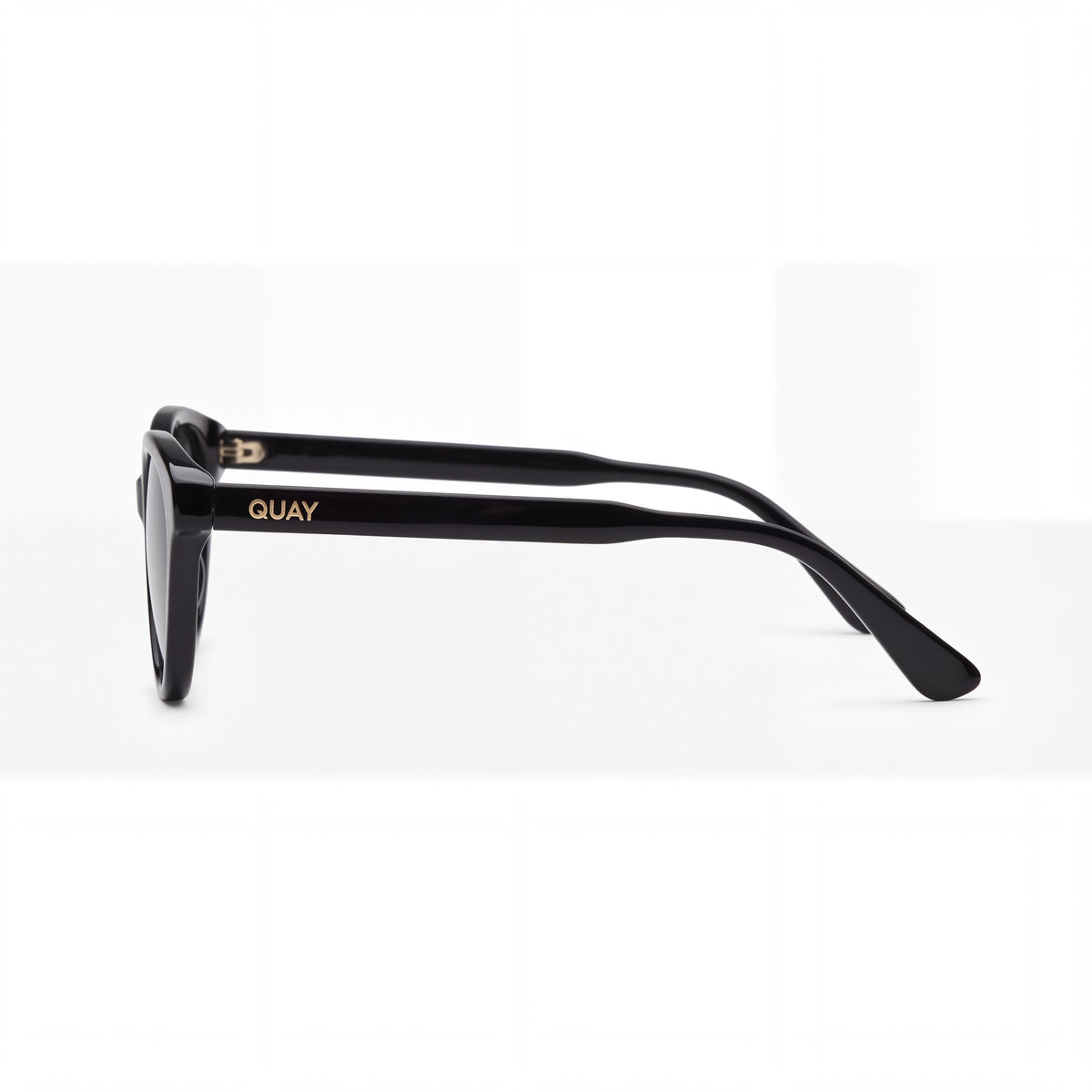 QUAY AUSTRALIA Talk Nice Unisex Cateye Black Frame, Smoke Lens, Non-polarized Polycarbonate 55mm Sunglasses, Photo 3