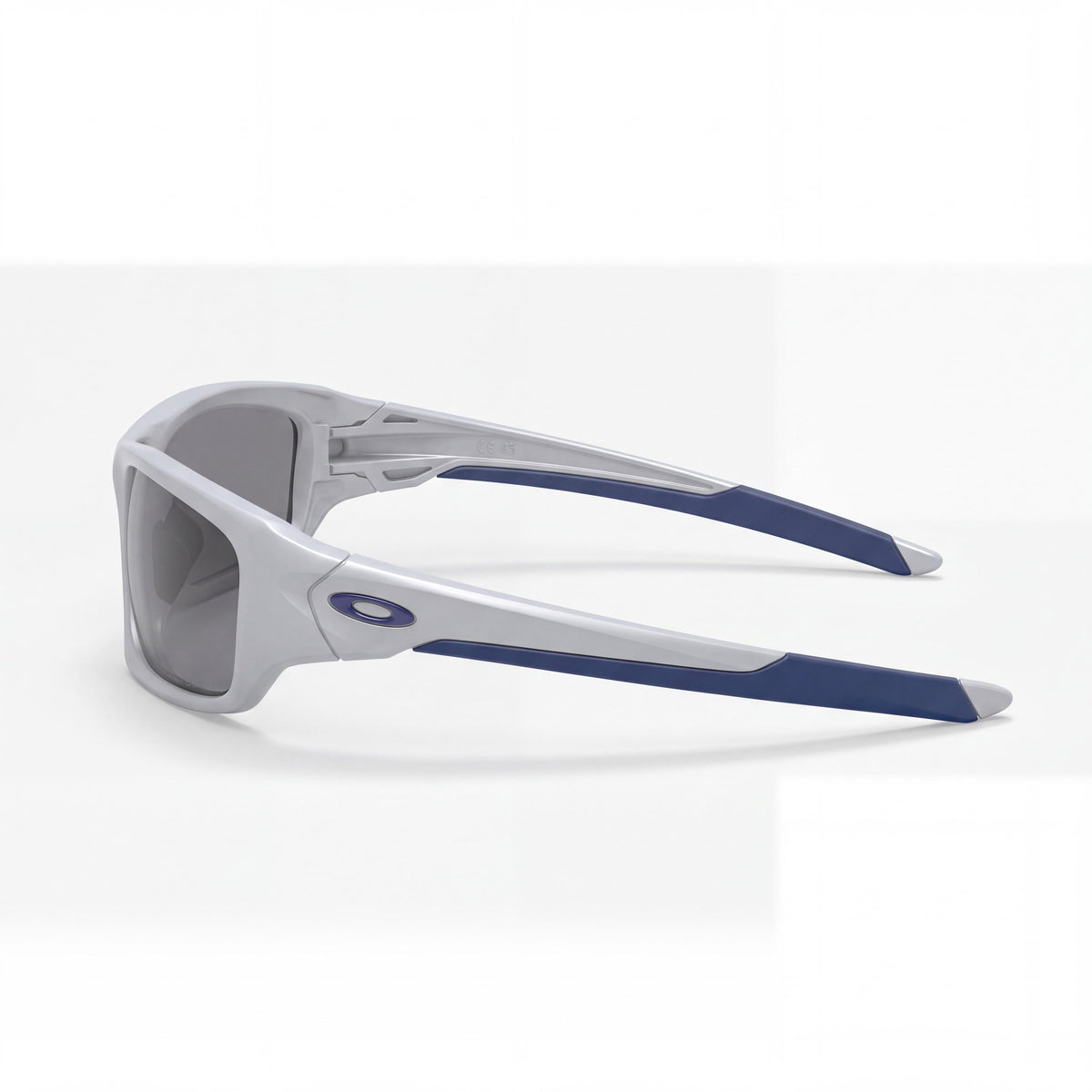 Oakley 0OO9236 Men's Rectangle Matte Grey Smoke Plastic Frame Black Iridium Lenses UV Protection Sunglasses 60mm, Photo 3