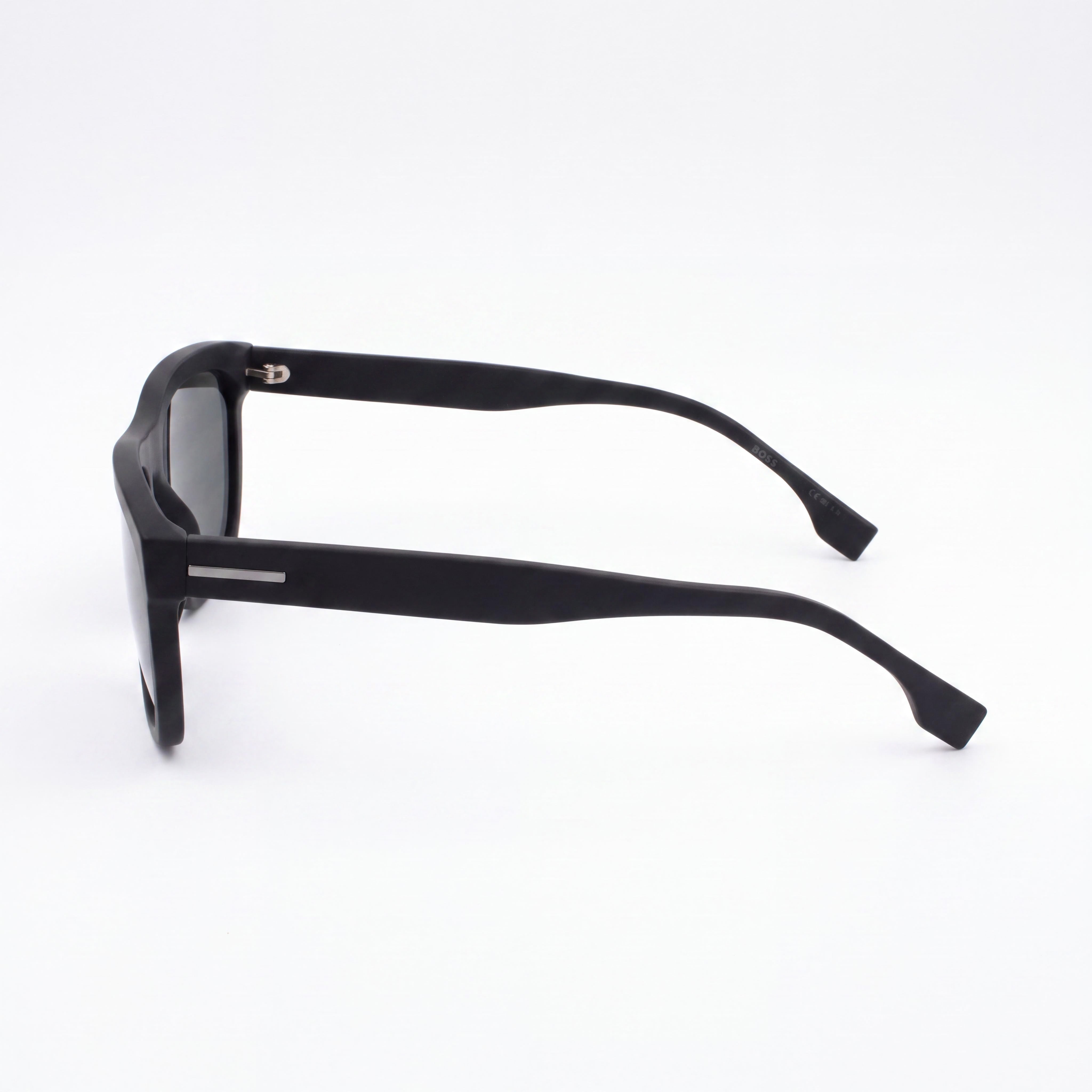 Hugo Boss Casual Unisex Black Matte Plastic Frame UV Protection Sunglasses 58mm, Photo 3