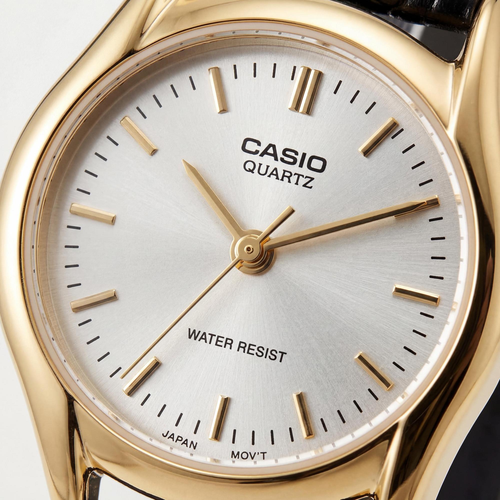 Casio LTP-1094Q-7ARDF Women's Gold Watch with Leather Strap, 23mm, Photo 2