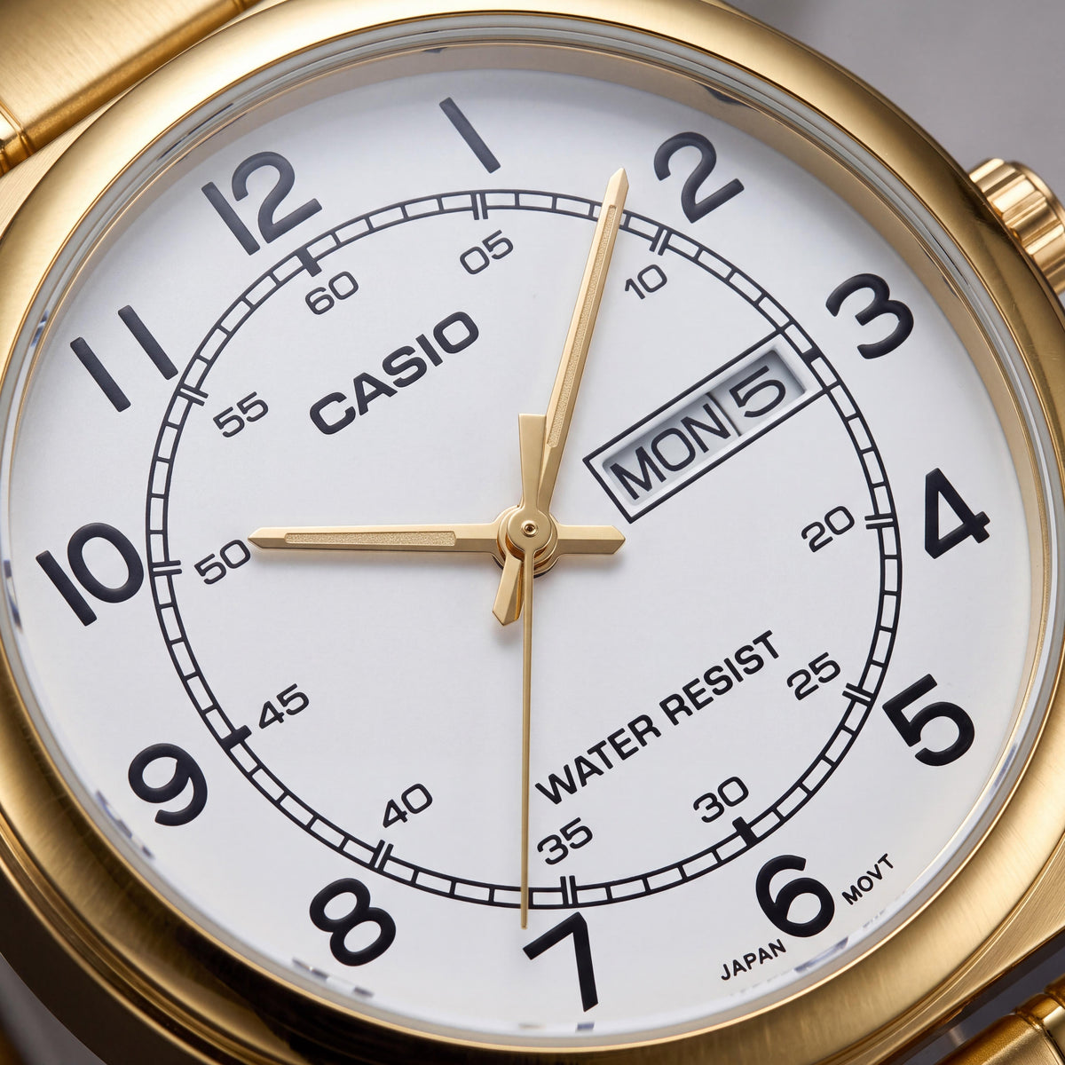 Casio Men's MTP-V006G-7BUDF Gold-Plated Stainless Steel Bracelet Watch with Day/Date & Easy Reader, Photo 2