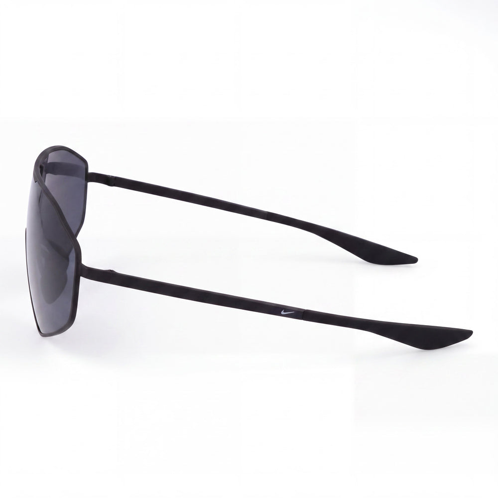 Gafas de sol casuales con armazón metálico Nike IF0986X para mujer, color negro mate gris, lentes gris oscuro Max+ no polarizadas, 66mm
