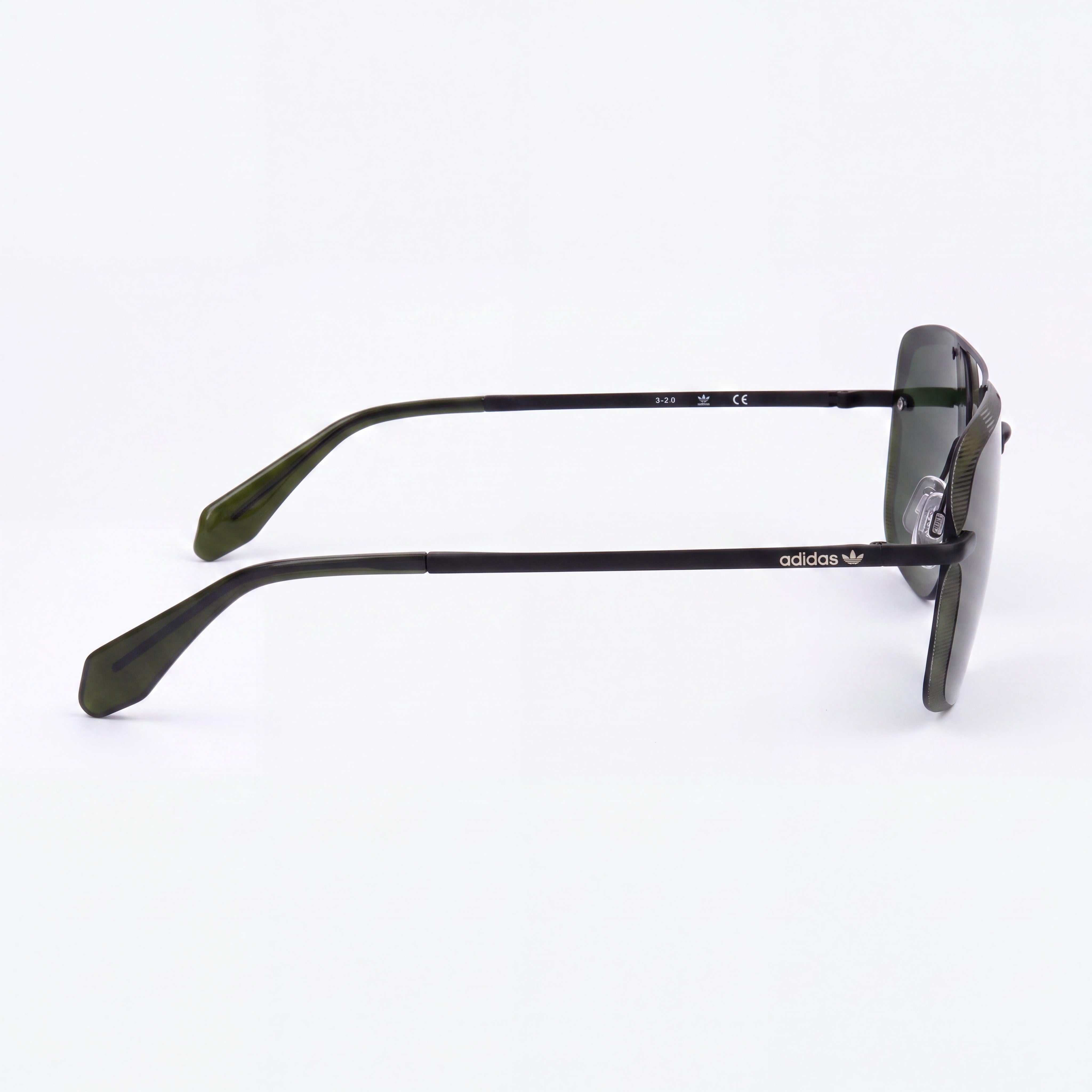 Gafas de sol adidas Originals Casual Unisex con montura de metal negro mate y lentes grises no polarizadas de 62 mm, Photo 3