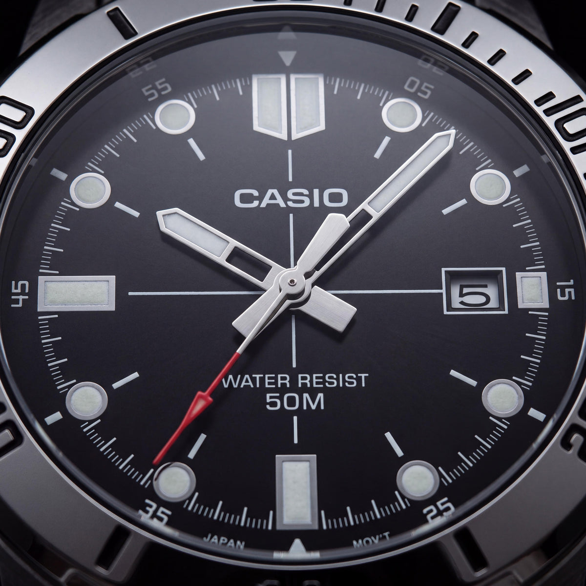 Reloj Casio MTP-VD01D-1EVUDF para hombre, 45 mm, cuarzo analógico, de acero inoxidable plateado con esfera negra y luminiscente, Photo 2