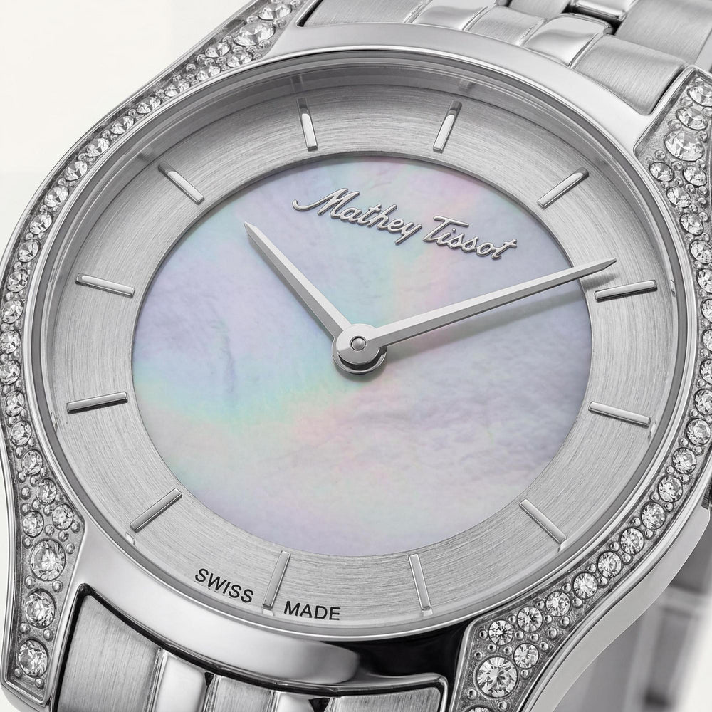 Reloj Mathey-Tissot Tacy D949AQI para mujer con esfera de nácar, resistente a arañazos y resistente al agua hasta 5 ATM.