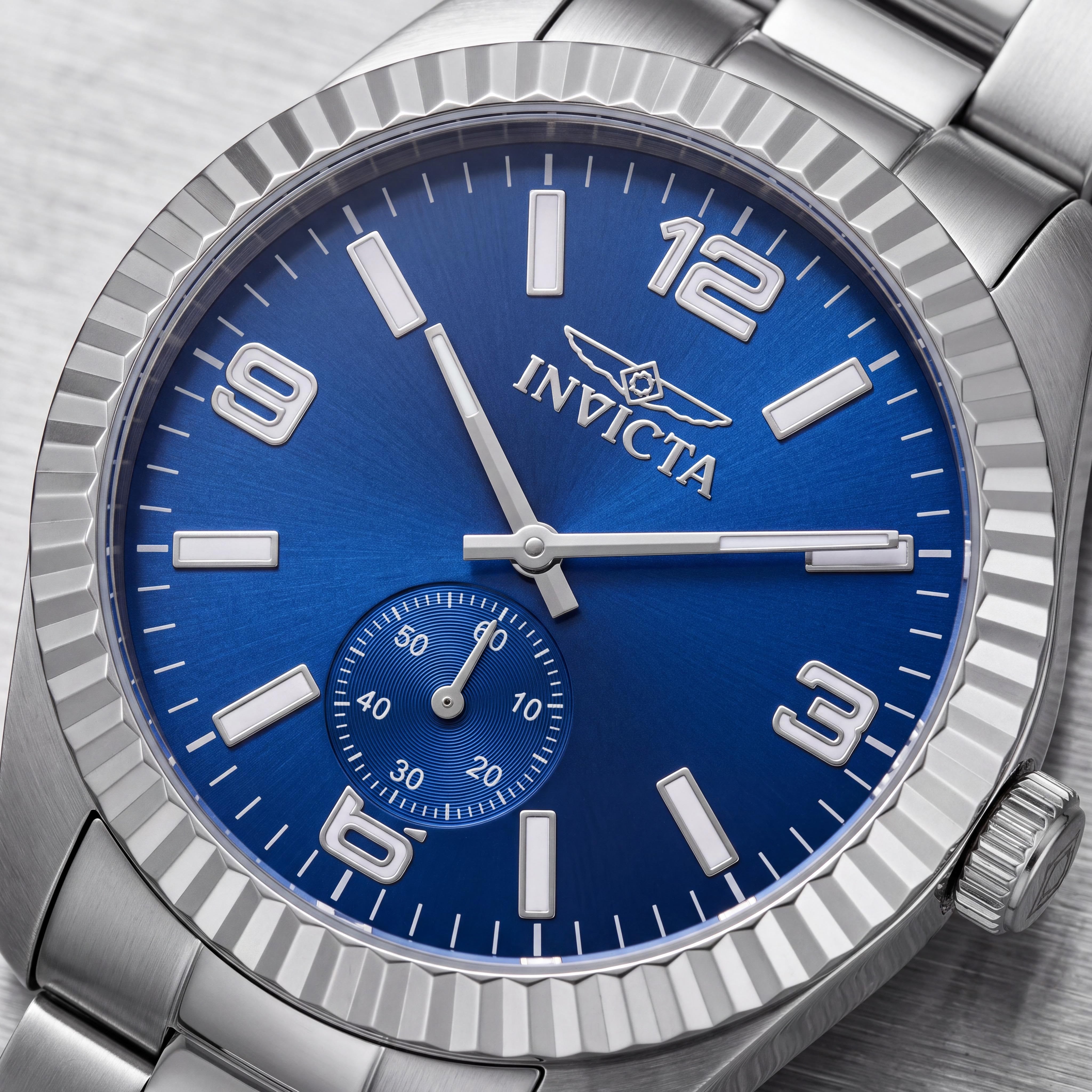 Invicta Specialty 49382 Reloj unisex de cuarzo con correa de acero inoxidable plateada, esfera azul y resistencia al agua de 5 ATM 43mm, Photo 2