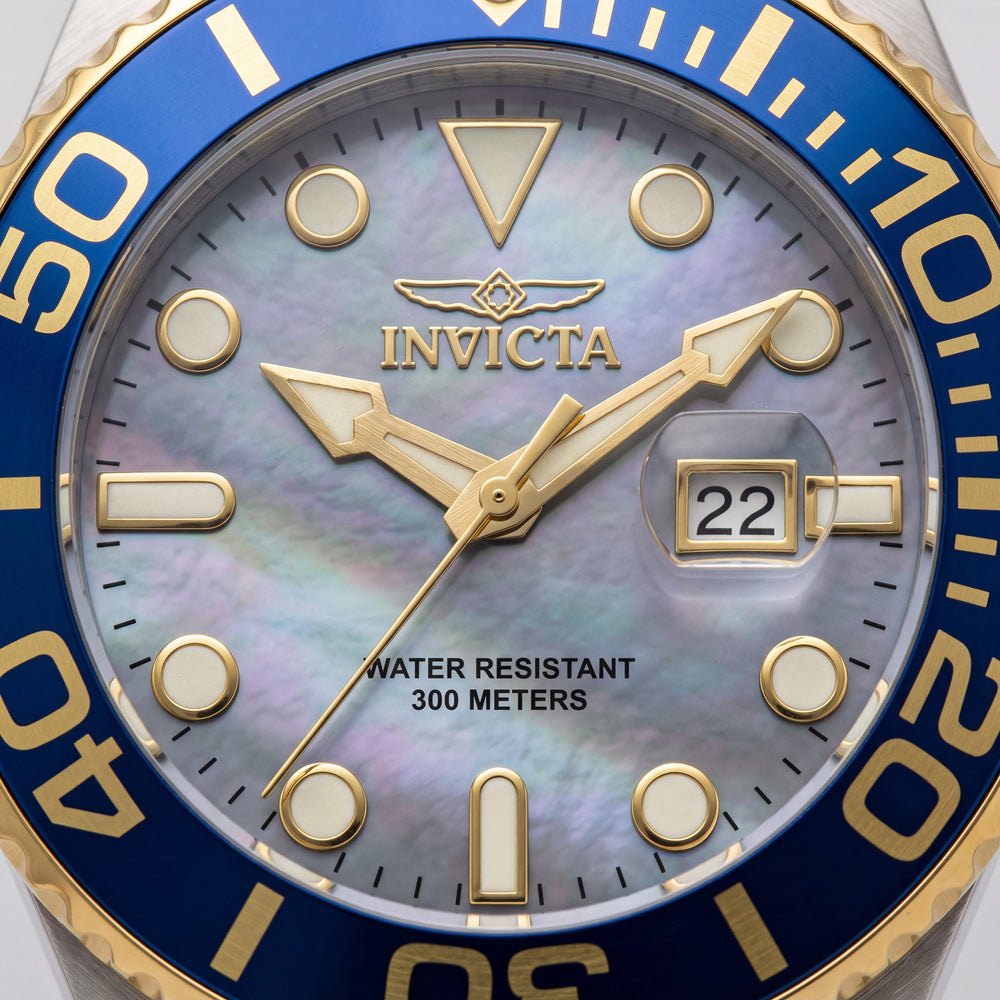 Reloj de cuarzo Invicta Grand Diver 49157 para hombre, de acero inoxidable plateado, esfera de nácar, 30 ATM, caja de 52 mm