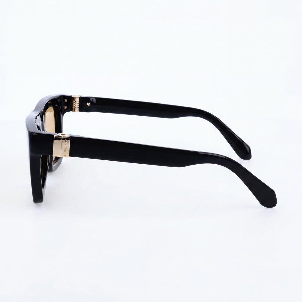 Gafas de sol modernas Ferragamo para hombre con montura de acetato en negro y dorado con protección UV 400, ancho de lente de 54 mm