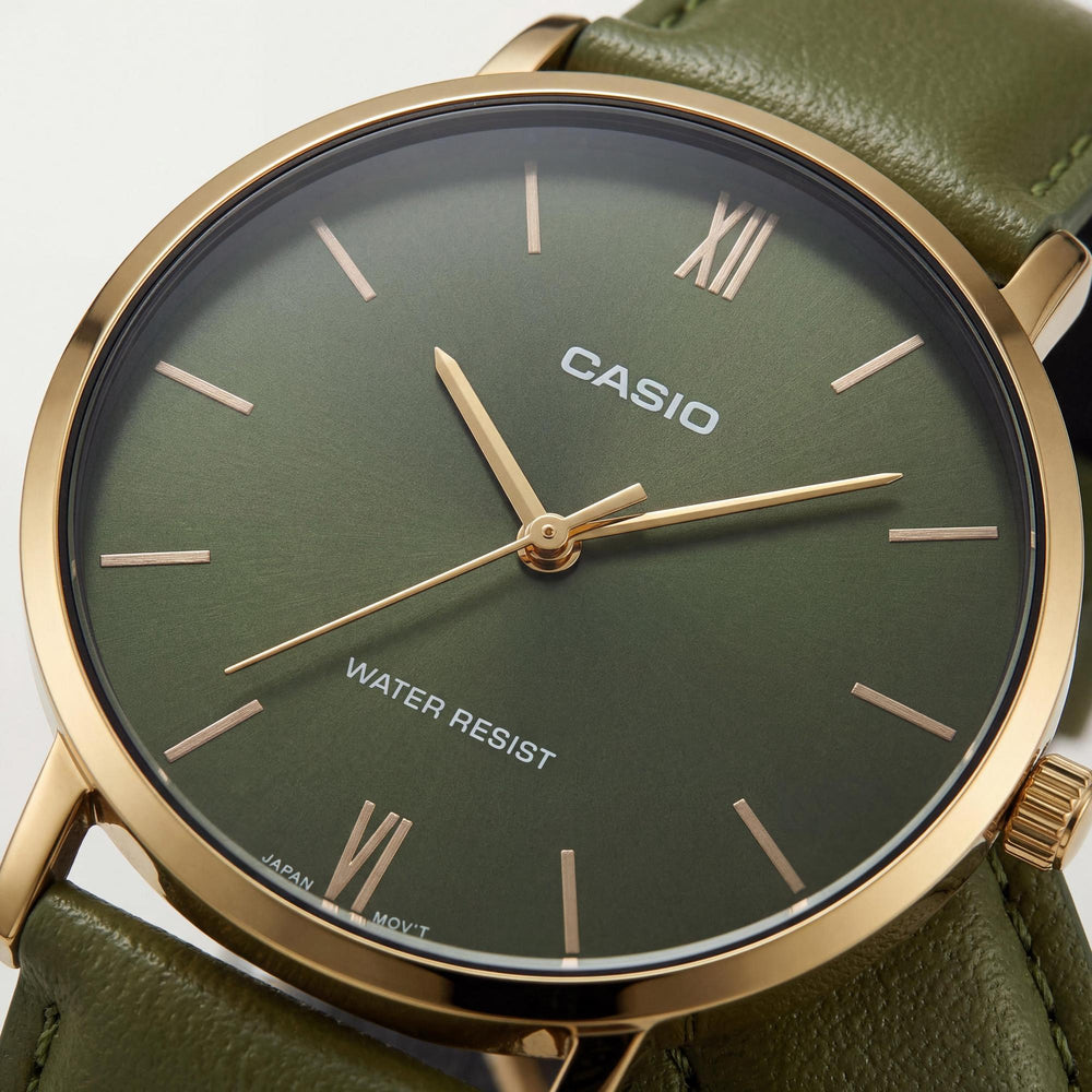 Casio Men’s Analog Watch with Quartz Movement, Green Genuine Leather Band, Stainless Steel Case, 40mm