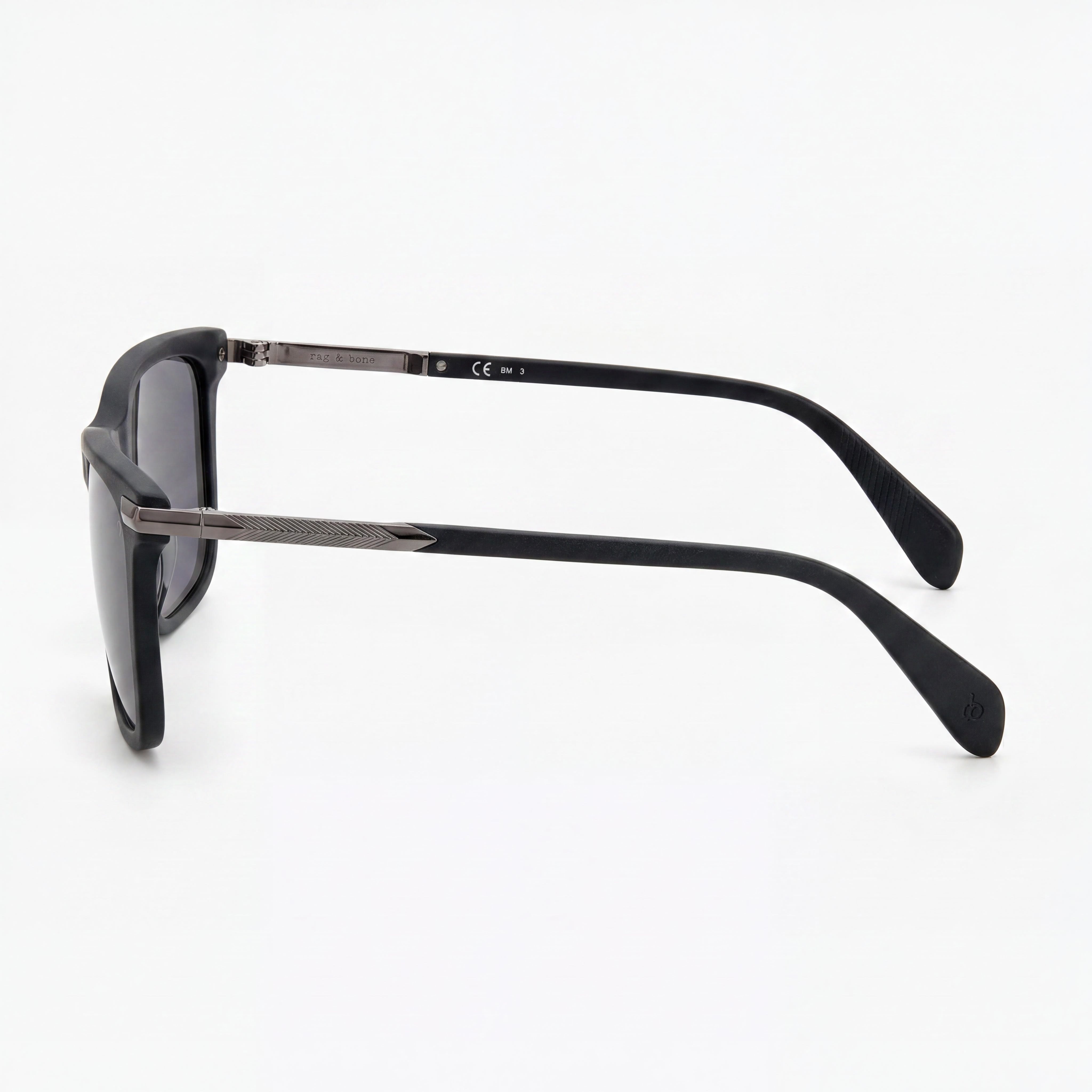 Gafas de sol para hombre Rag & Bone con montura moderna de acetato en negro mate y lentes de policarbonato no polarizadas de 56 mm, Photo 3