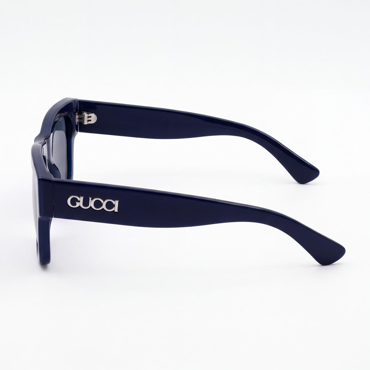 Gucci GG1793S Modern Unisex Black Frame Black Lens Sunglasses, featuring a 18mm Bridge and 145mm Temples, Photo 3