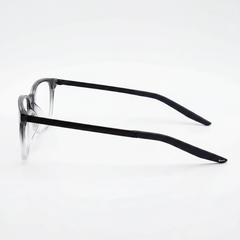 Gafas Nike 7283 de montura de plástico para mujer, color gris oscuro transparente degradado, con lentes de policarbonato, 52 mm