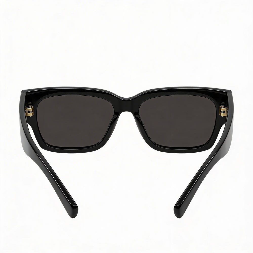 Gucci Modern Unisex Sunglasses with Black Frame and Black Lenses, Bridge Width 18mm, Temple Length 145mm