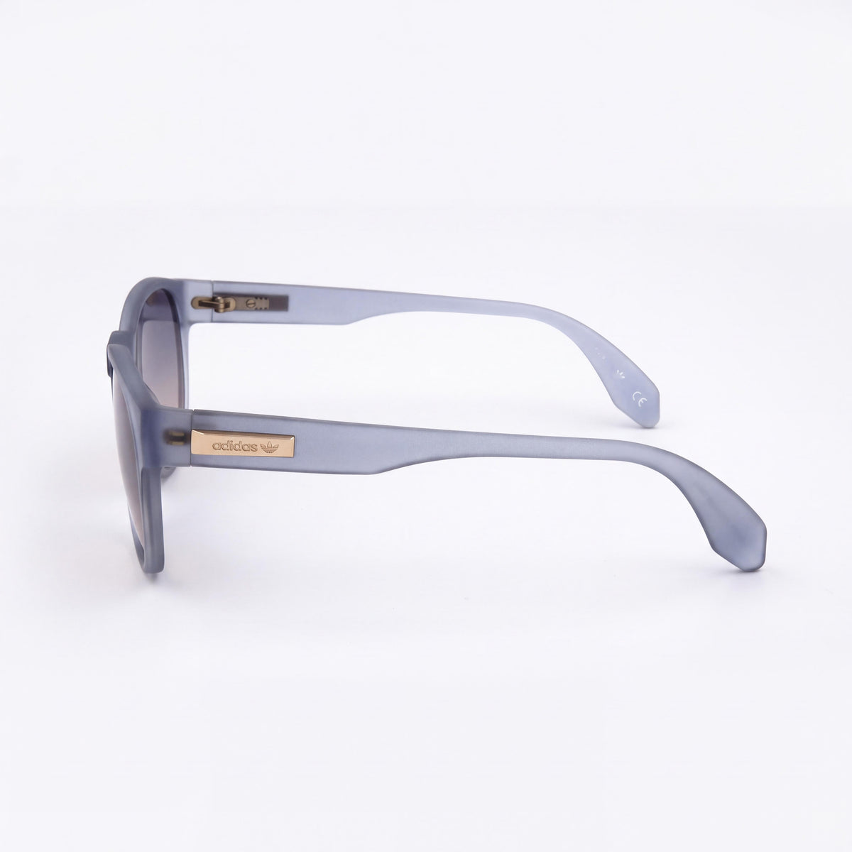 Gafas de sol adidas casual unisex con protección UV y montura de plástico, azul mate degradado humo, lentes azules degradadas de 54 mm, Photo 2