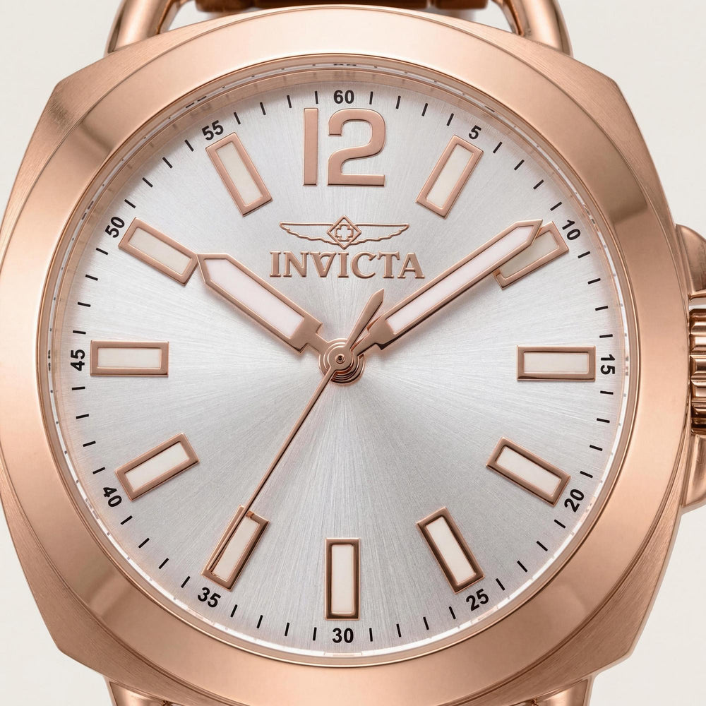 Reloj de cuarzo Invicta Fashion para mujer, de acero inoxidable y oro rosa, de 32 mm, con esfera plateada, resistente a arañazos y al agua.
