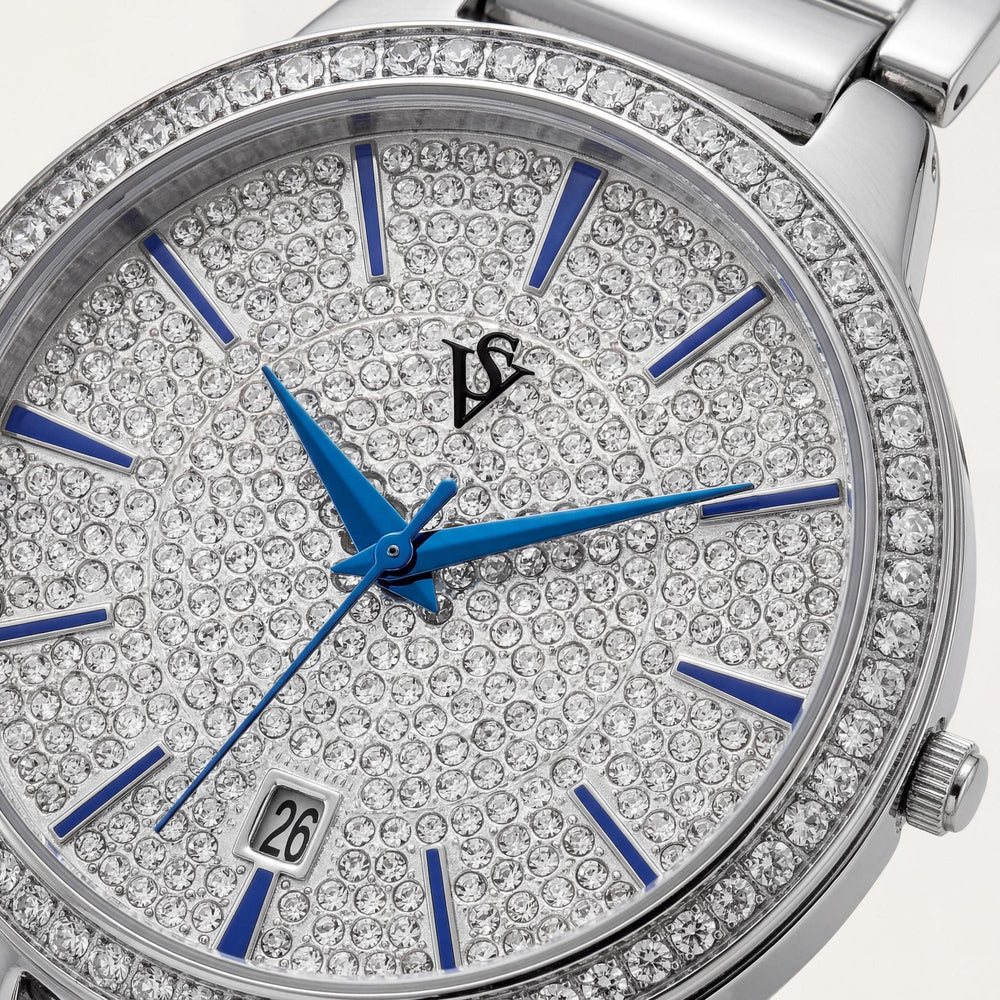 Reloj Christian Van Sant Alessia CV0292A para mujer con caja y pulsera de acero inoxidable, esfera plateada y movimiento de cuarzo.