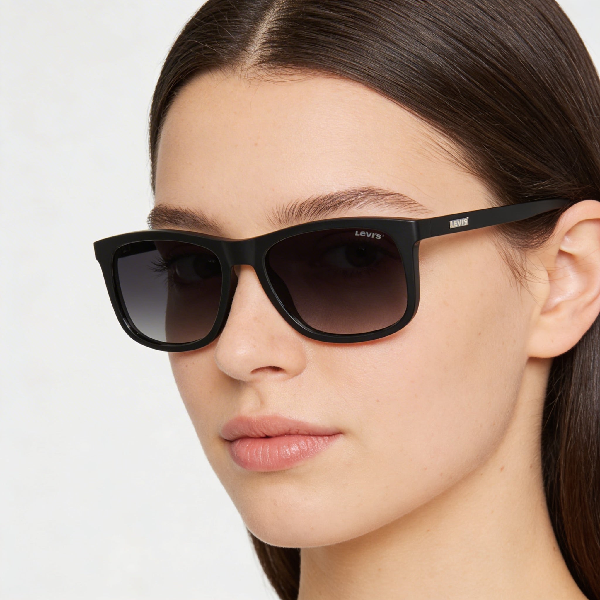 Levi's Modern Women's Black ECO POLYAMIDE Frame with Dark Grey Shaded Lens, 56mm Lens Width, UV Protection Sunglasses, Photo 4